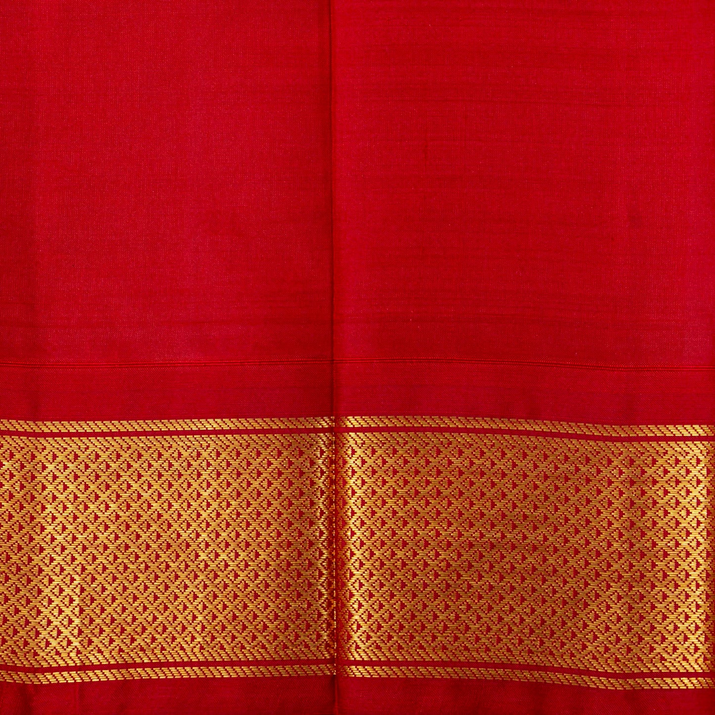 Gheva And Red Thirubuvanam Silk Saree For Festive Wear PV AN 104