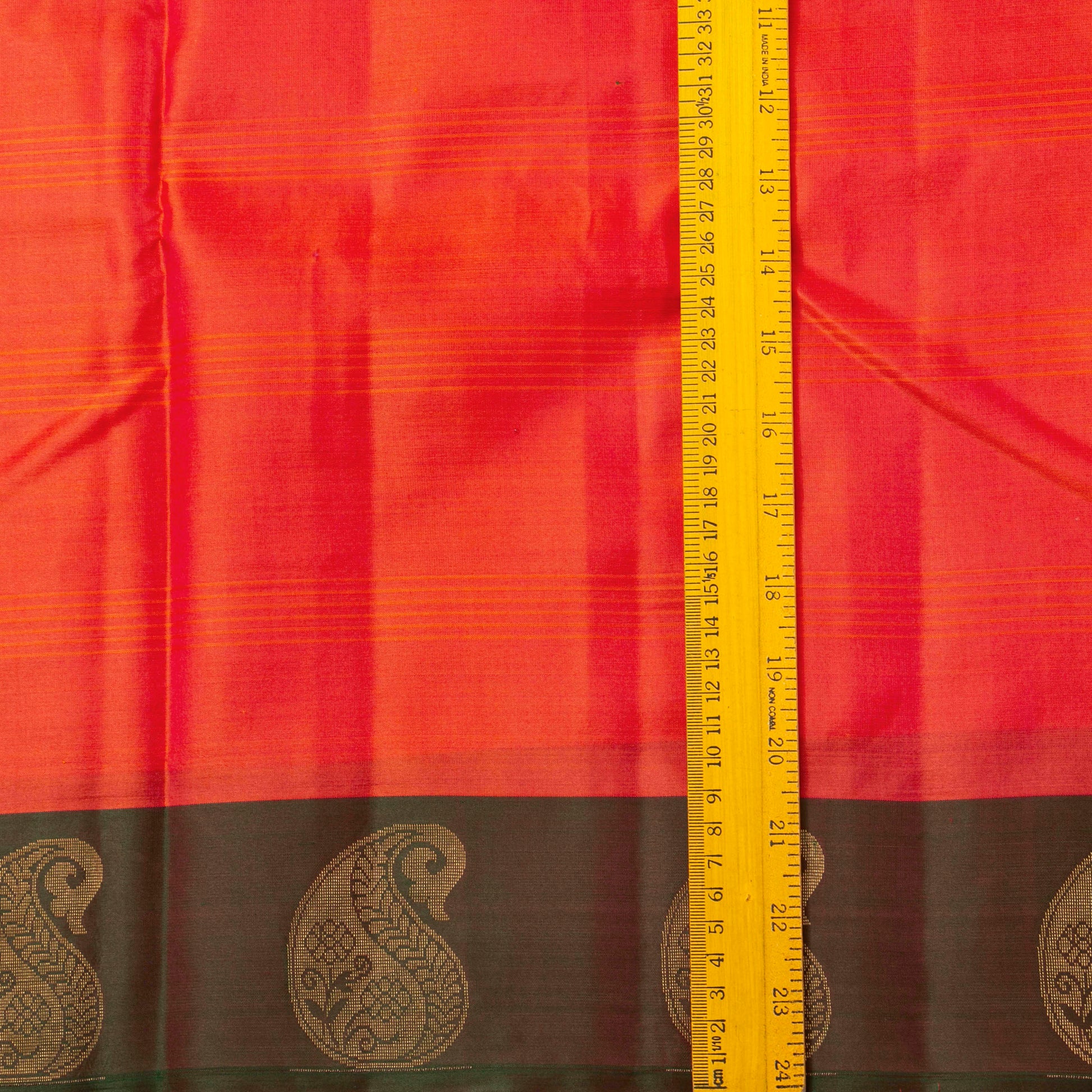 Peach And Green Kanchipuram Silk Saree Light Weight For Festive Wear PV MEN 121 - Silk Sari - Panjavarnam PV MEN 121