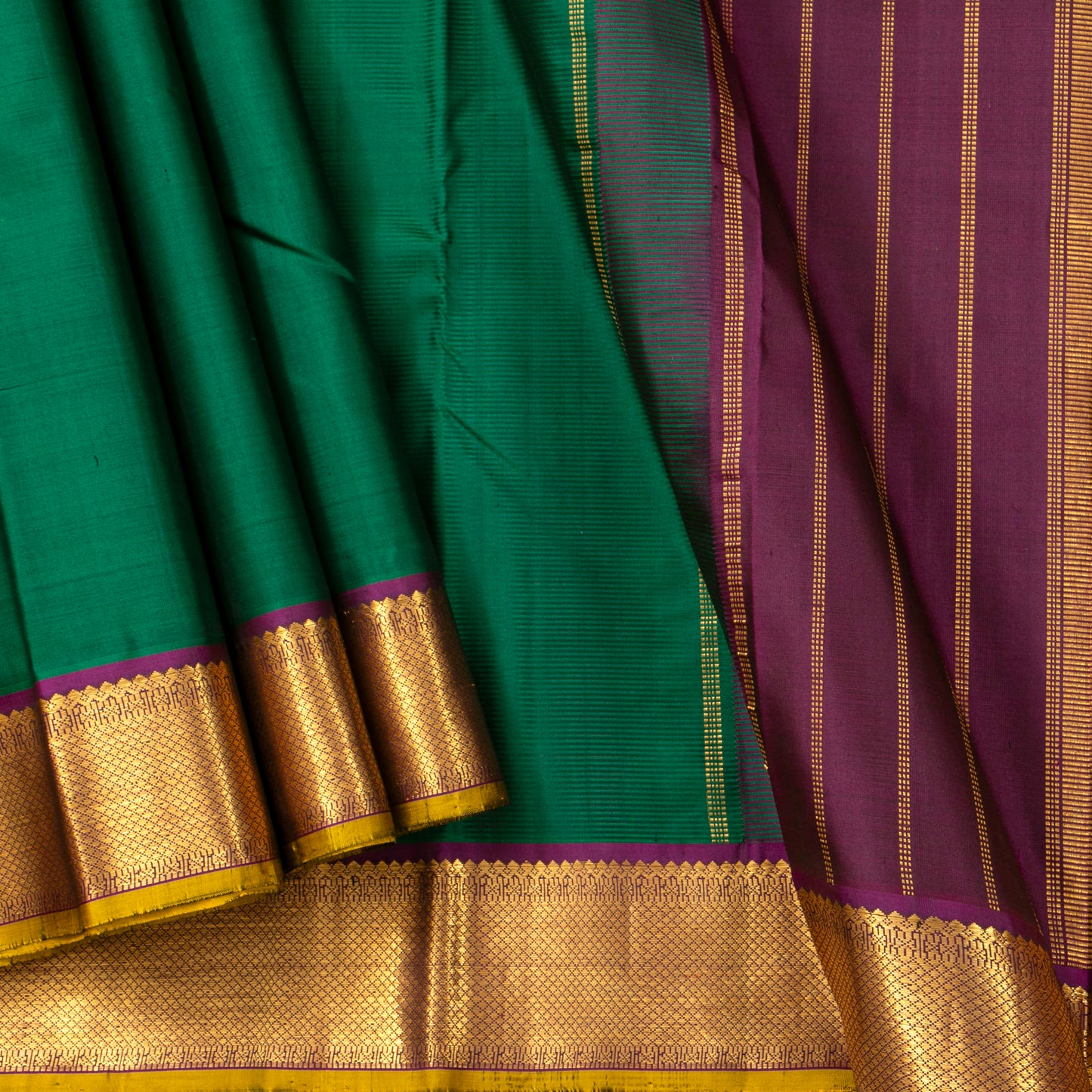 Green And Magenta Kanchipuram Silk Saree With Short Border Handwoven Pure Silk For Festive Wear PV J 5199