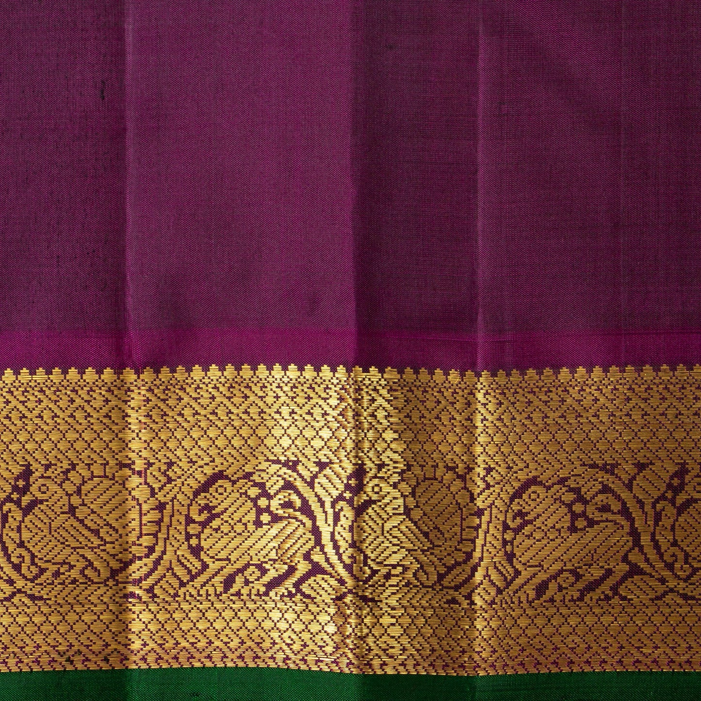 Grey and Magenta Kanchipuram Silk Saree With Short Border Handwoven Pure Silk For Festive Wear PV J 5197