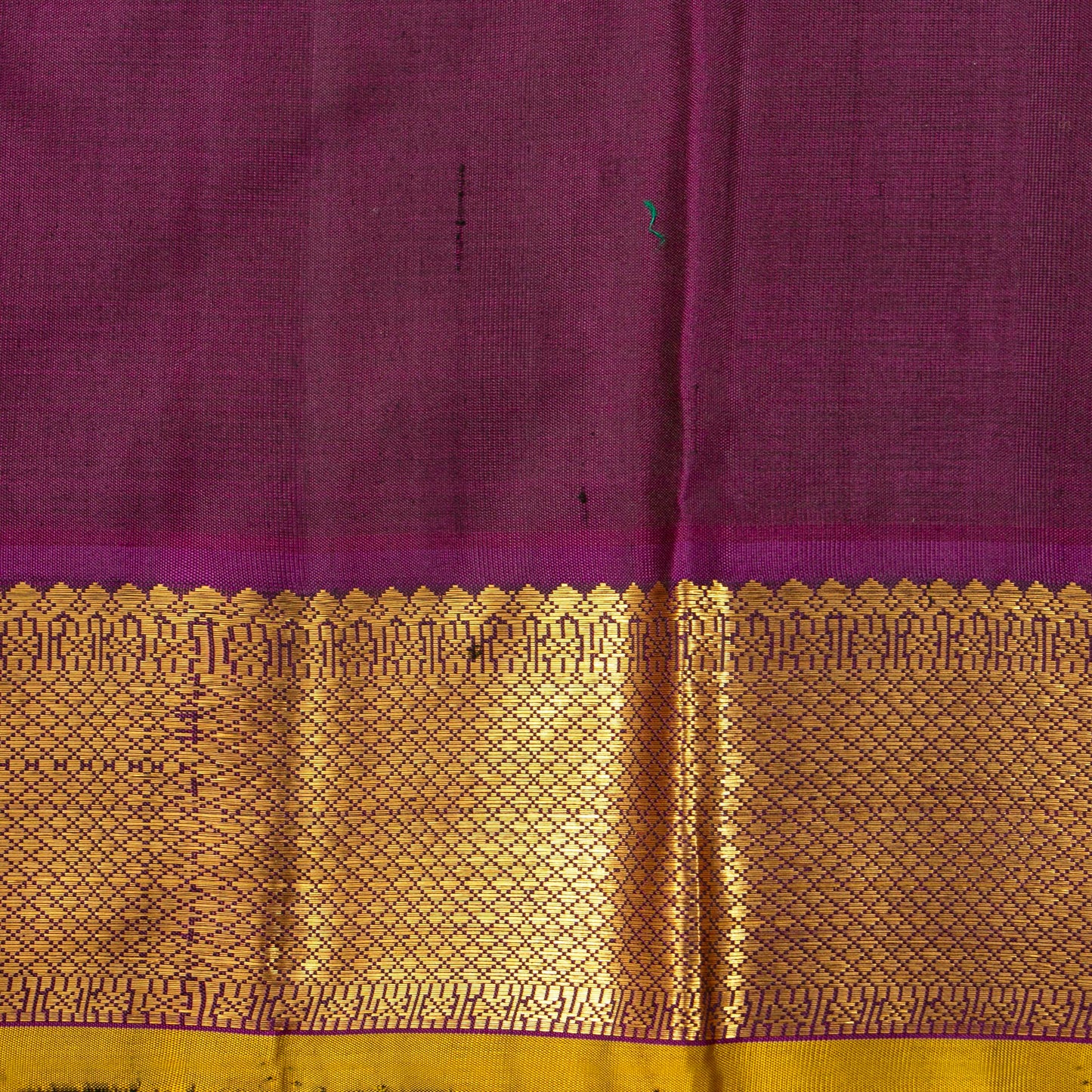 Green And Magenta Kanchipuram Silk Saree With Short Border Handwoven Pure Silk For Festive Wear PV J 5199