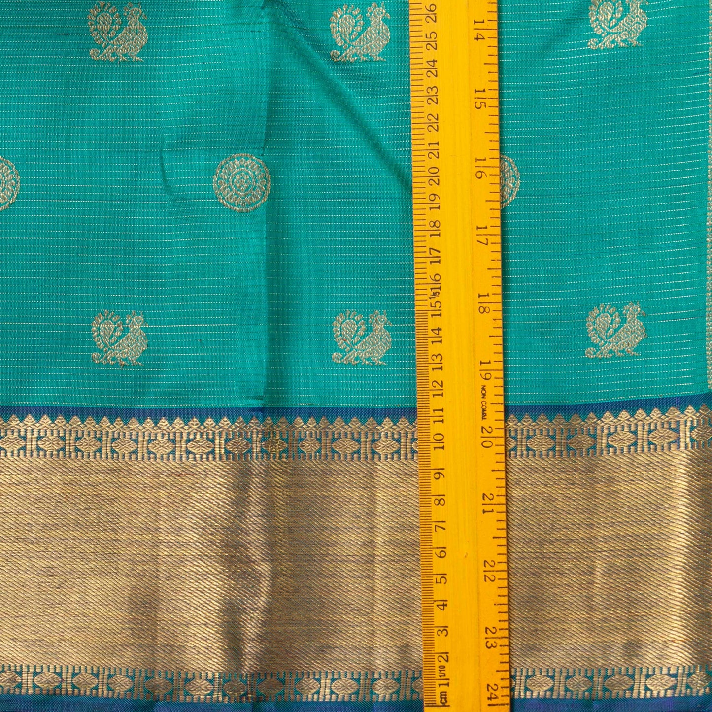 Mayilkazhuthu Green and Blue Kanchipuram Silk Saree Vaira Oosi For Bridal Wear PV NYC 1601