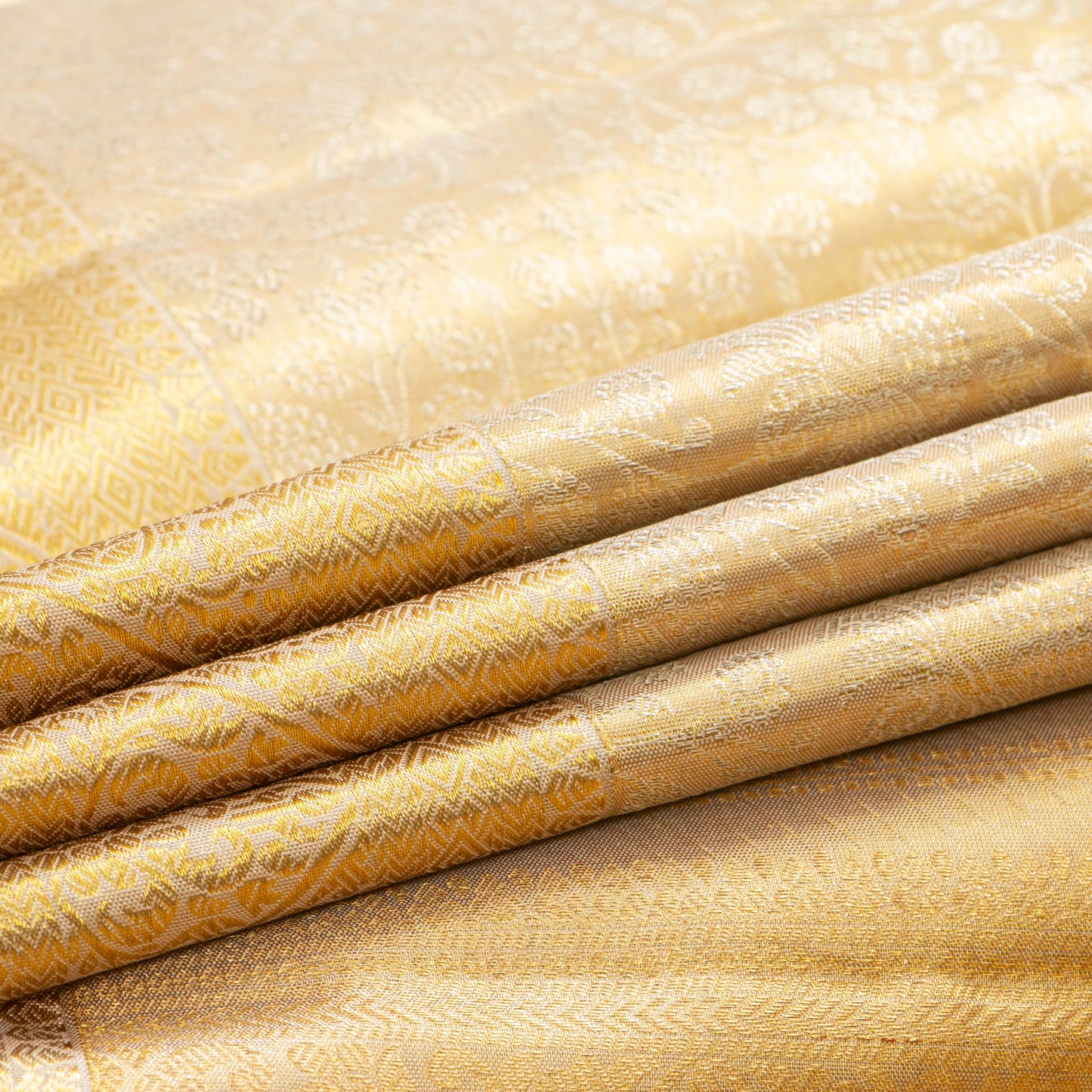 Off White Kanchipuram Silk Saree For Bridal Wear PV MEN 252