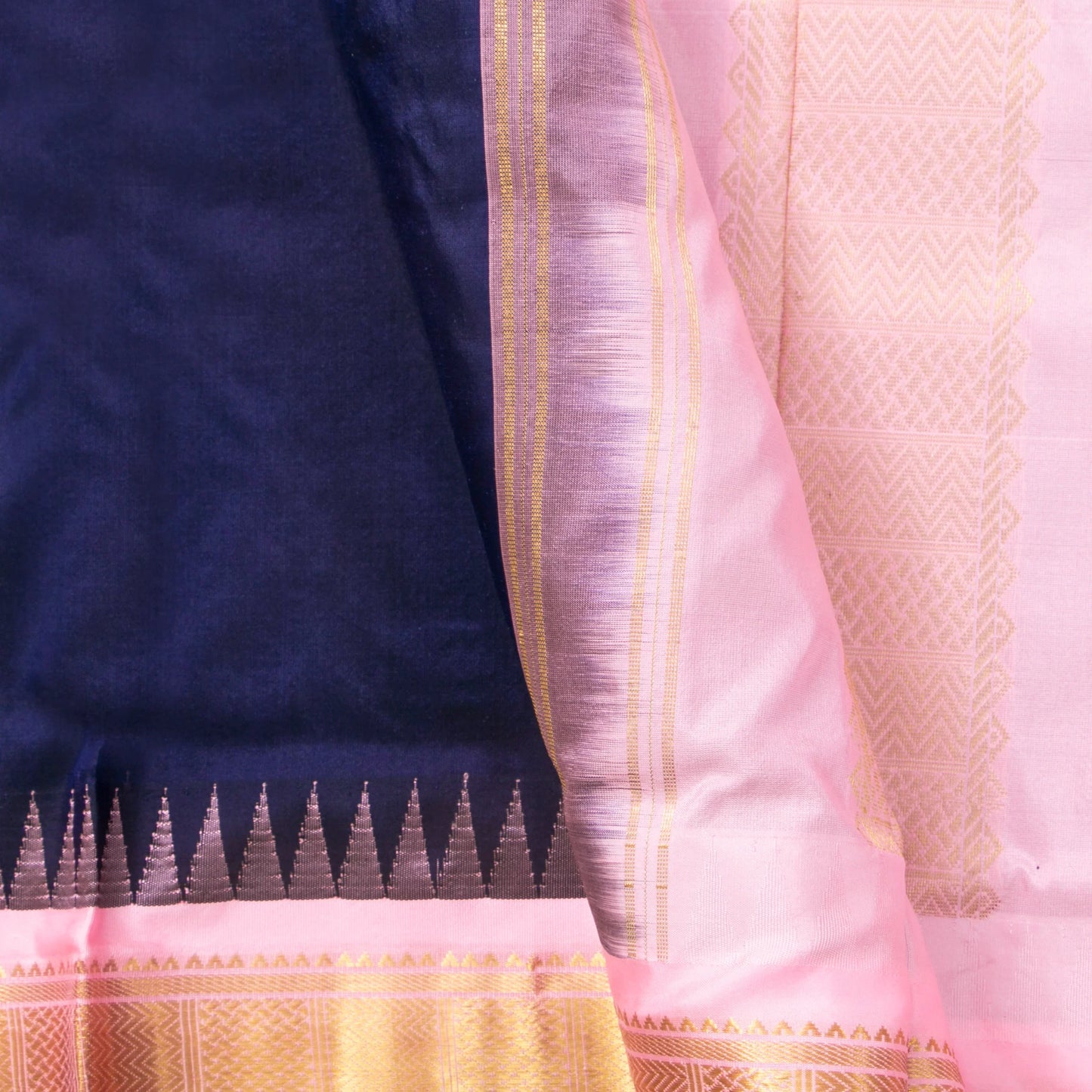 9 Yards Blue And Pastel Pink Kanchipuram Silk Saree Handwoven Pure Silk Pure Zari For Wedding Wear PV NYC 1697