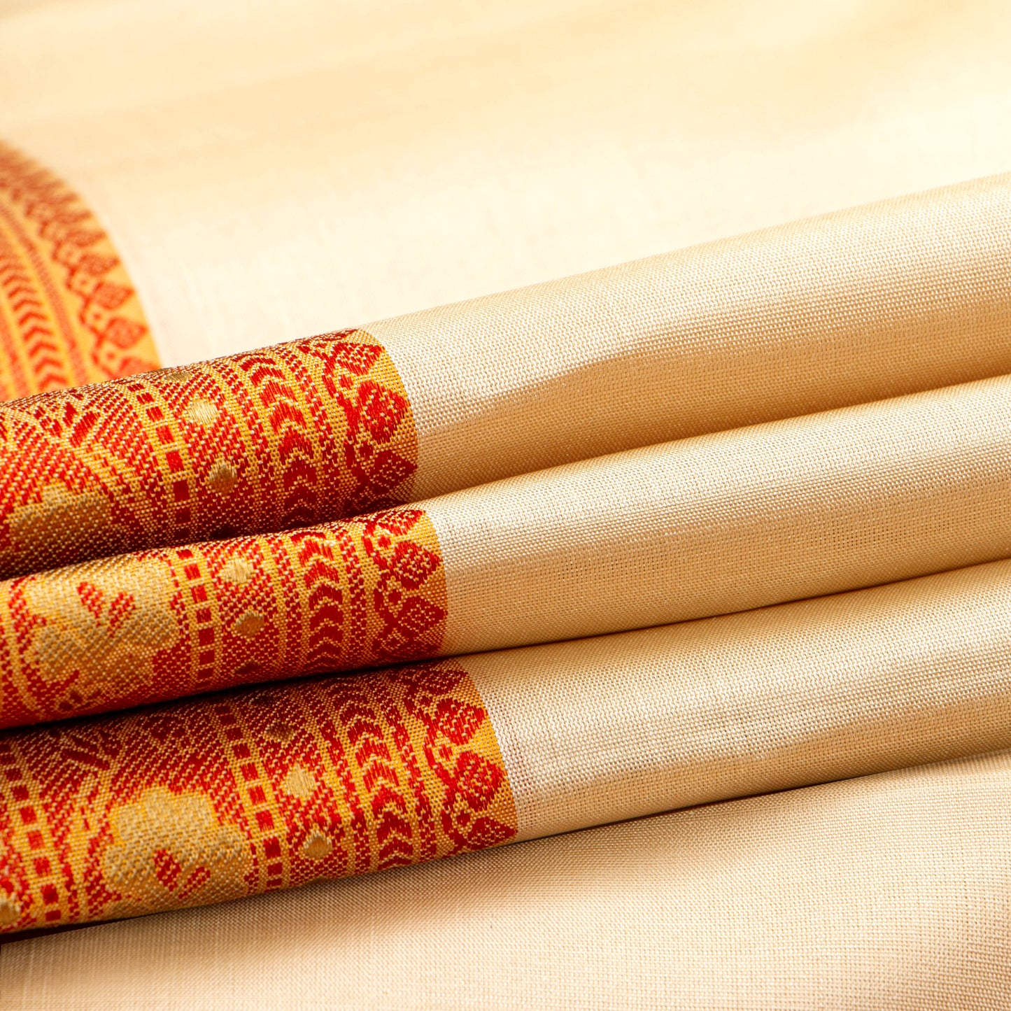 Off White Kanchipuram Silk Saree With No Zari For Office Wear PV RM NZ 509