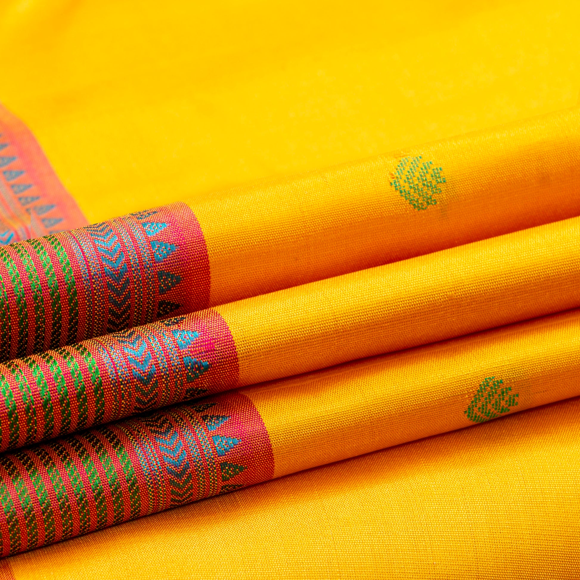 Yellow Kanchipuram Silk Saree With No Zari For Office Wear PV RM NZ 502 - Silk Sari - Panjavarnam PV RM NZ 502
