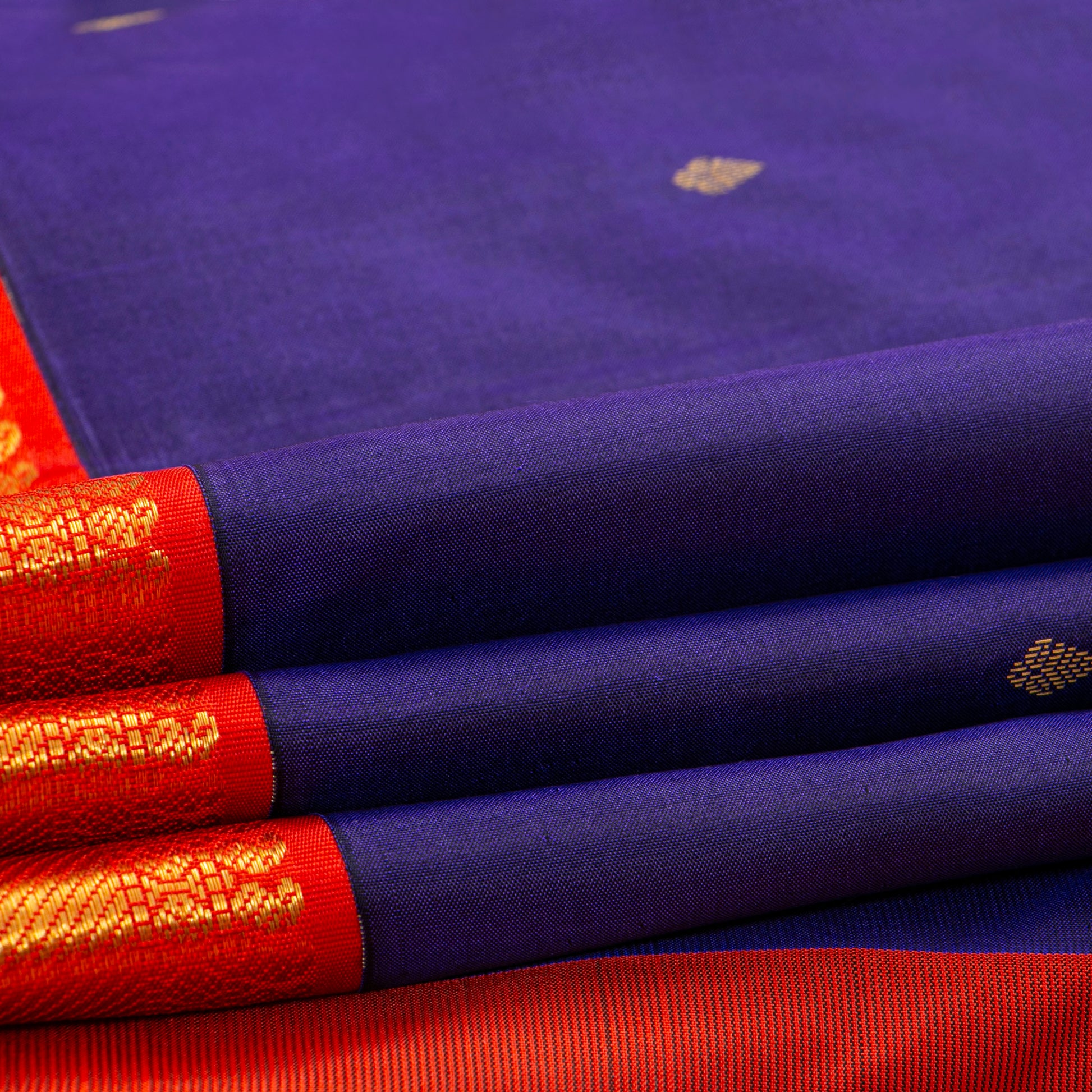 Blue And Red Kanchipuram Silk Saree For Festive Wear PV MEN 190 - Silk Sari - Panjavarnam PV MEN 190