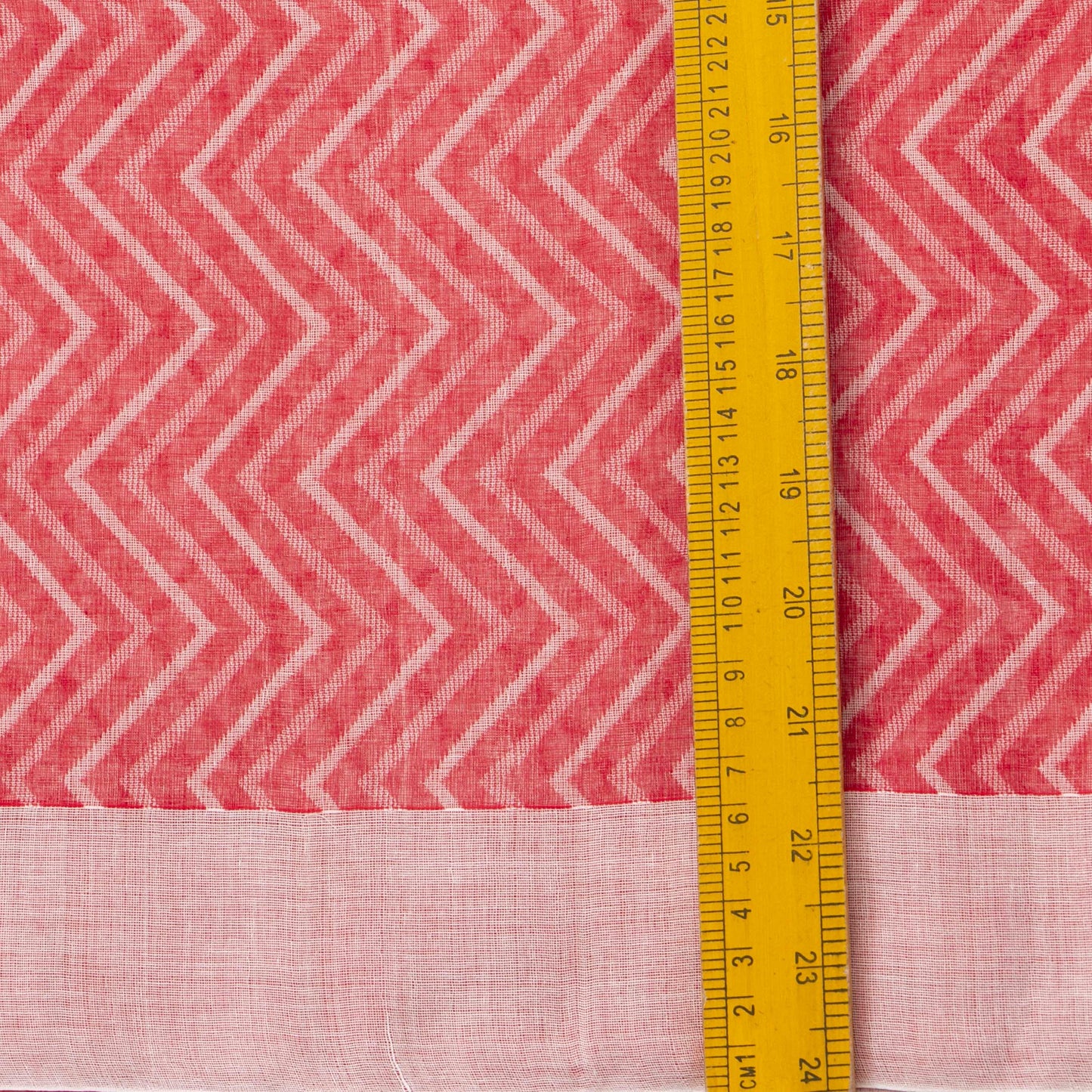 Red And Off White Dhakai Jamdhani Mulmul Silk Saree With Chevron Design For Office Wear PV MJ 114