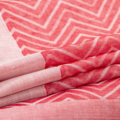 Red And Off White Dhakai Jamdhani Mulmul Silk Saree With Chevron Design For Office Wear PV MJ 114