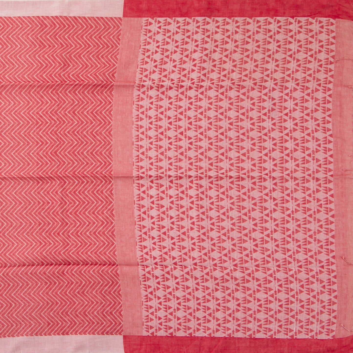 Red And Off White Dhakai Jamdhani Mulmul Silk Saree With Chevron Design For Office Wear PV MJ 114