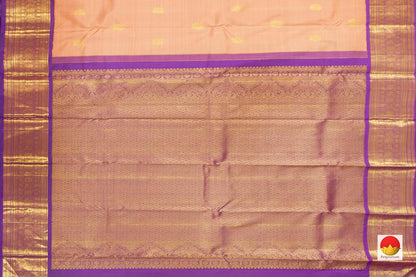 border details of kanjivaram silk saree
