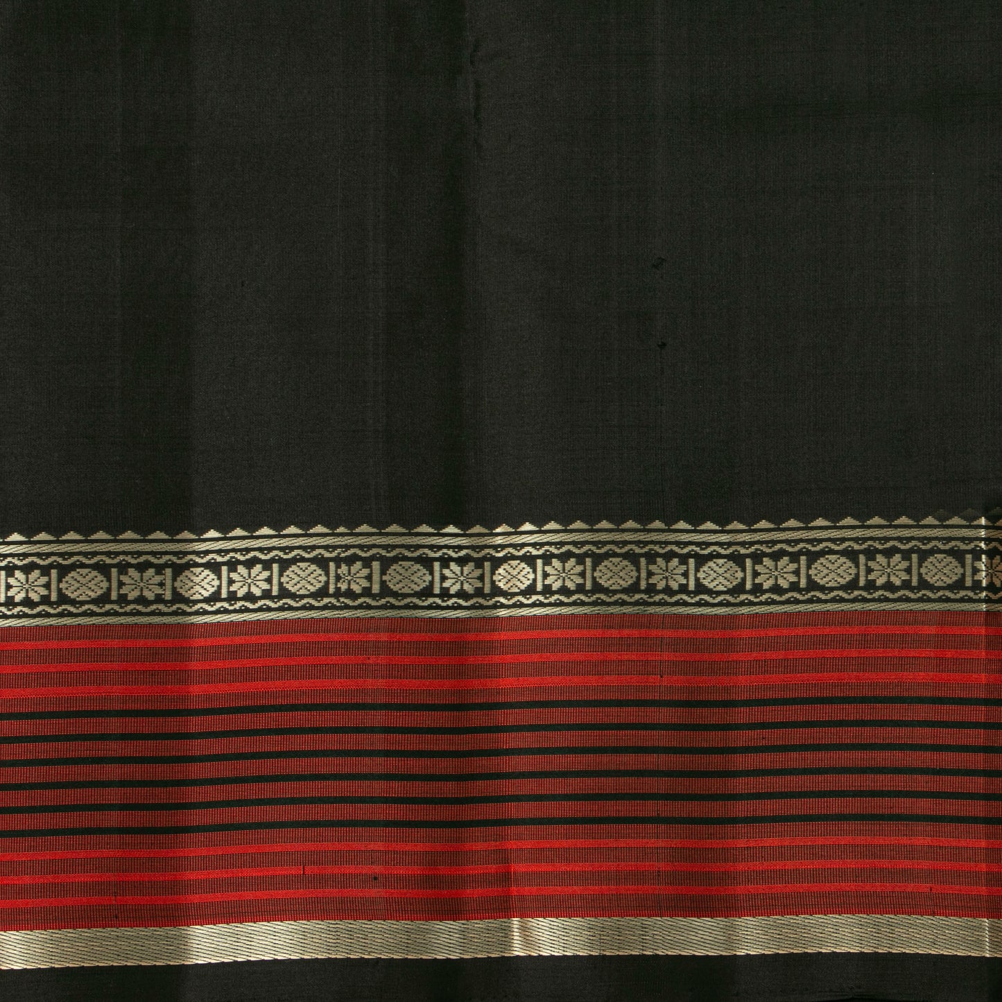 The Enigmatic Leader: Handwoven Sage Green and Black Kanchipuram Pure Silk Saree No Zari For Office Wear PV.KNN 330