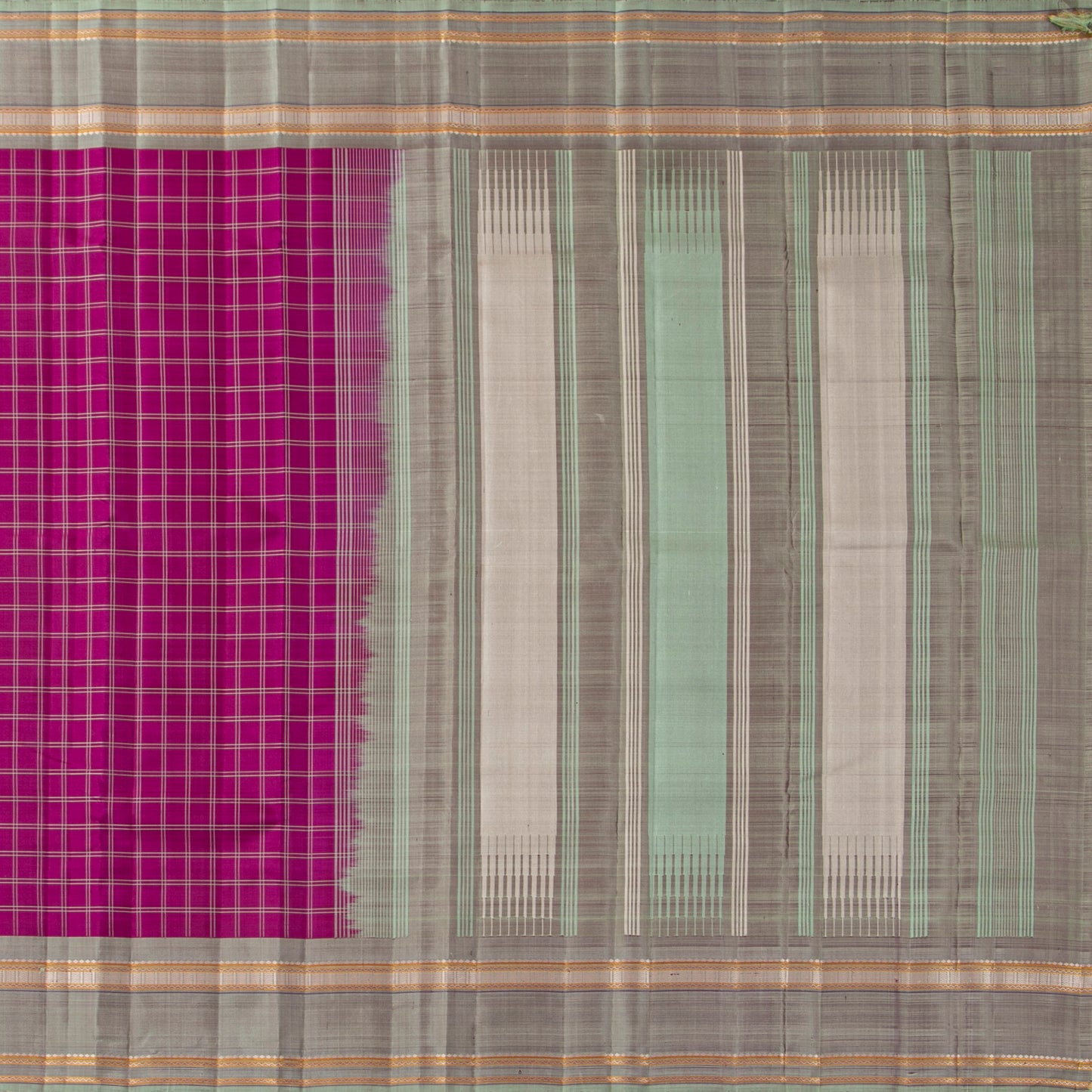 Magenta And Elachi Green Kanchipuram Silk Saree For Festive Wear PV KNN 335