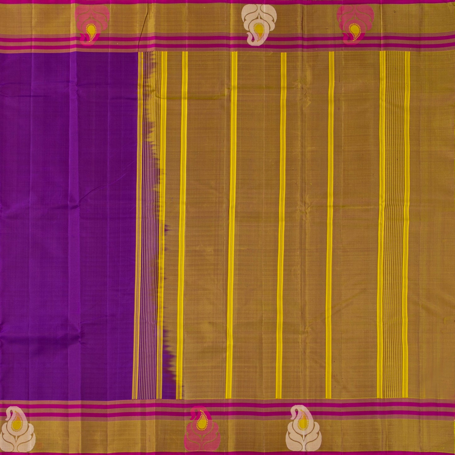 Magenta And Beige Kanchipuram Silk Saree For Festive Wear PV KNN 334
