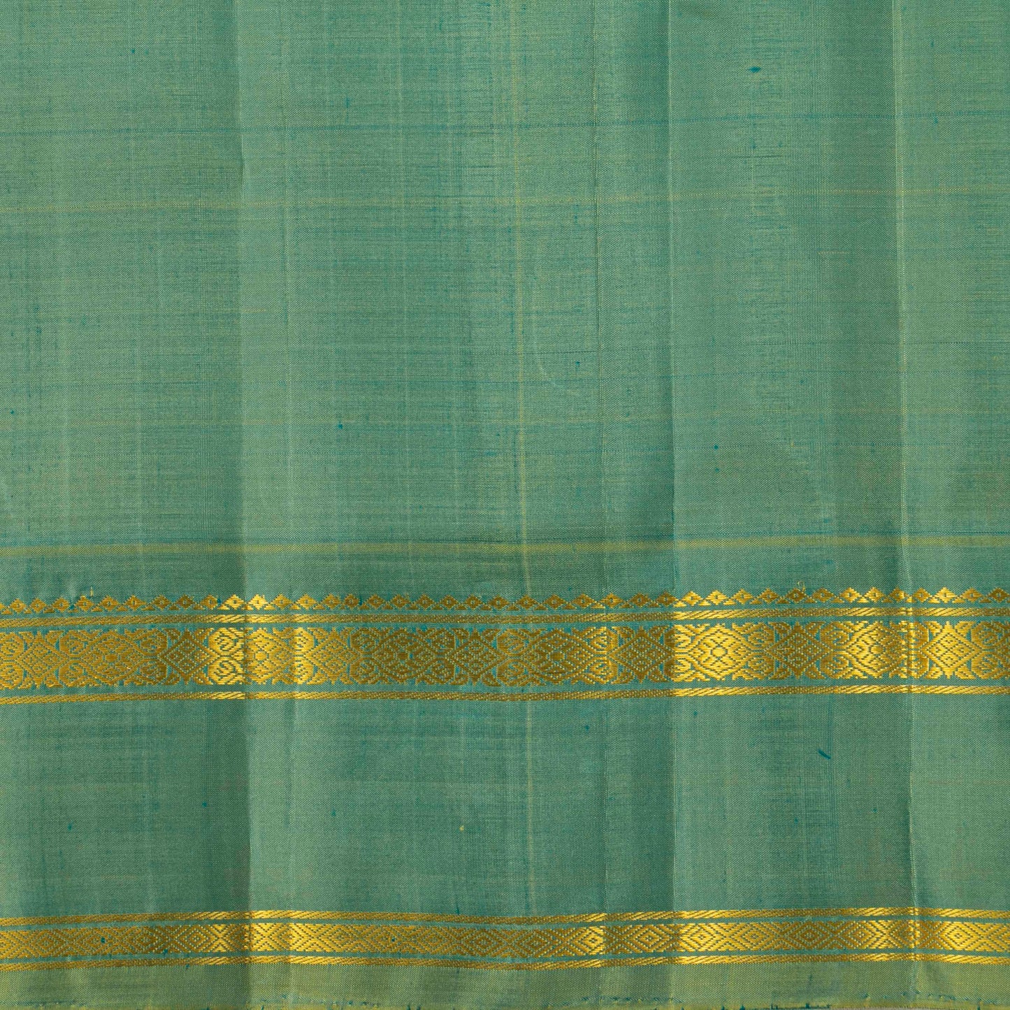 Green  Kanchipuram Silk Saree For Festive Wear PV KNN 328