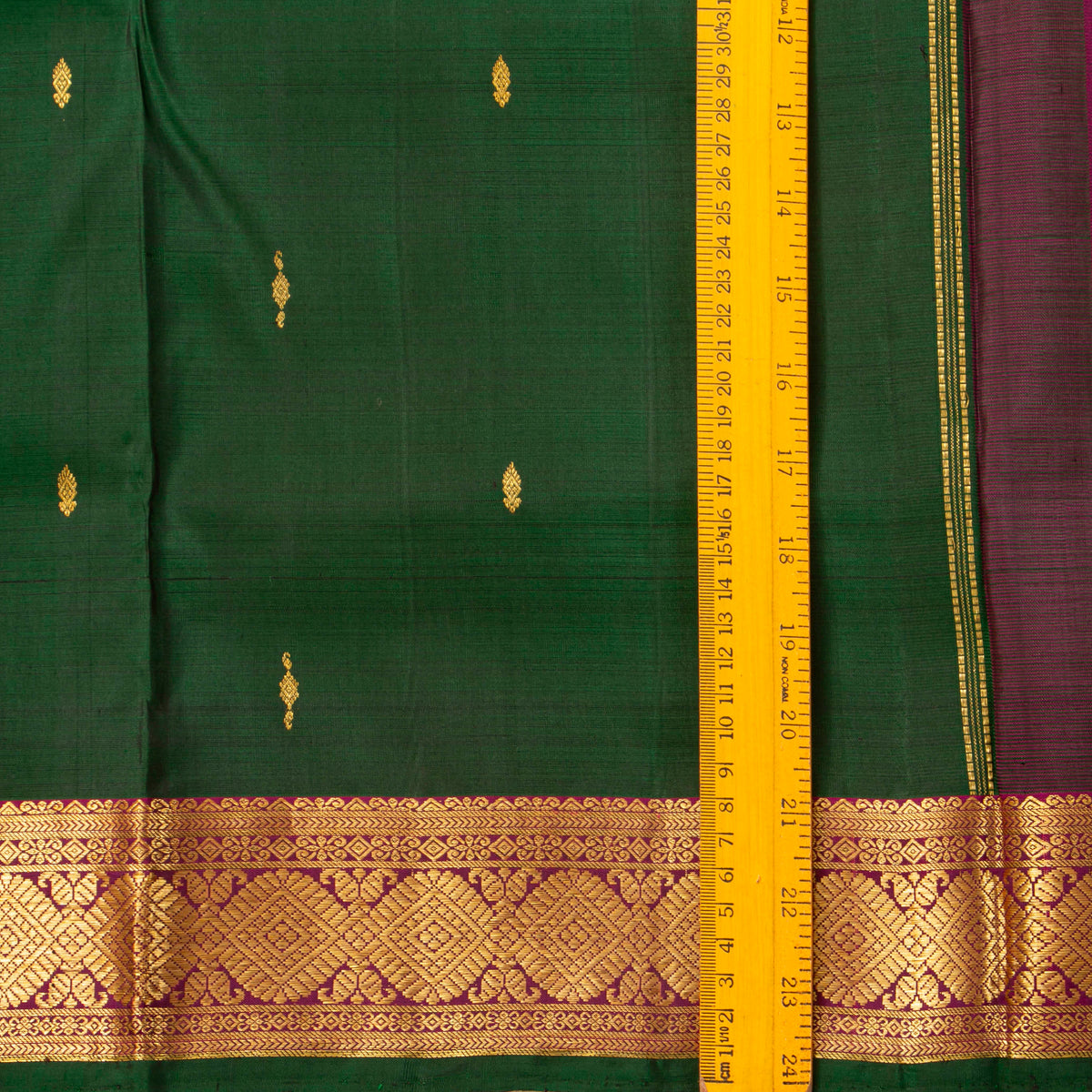 9 Yards Green And Magenta Kanchipuram Silk Saree With Attached Blouse For Festive Wear PV VIS 118