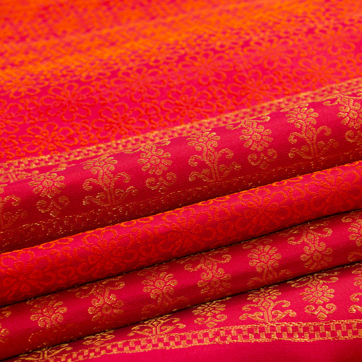 Red Kanchipuram Silk Saree Borderless For Festive Wear PV SAR 102