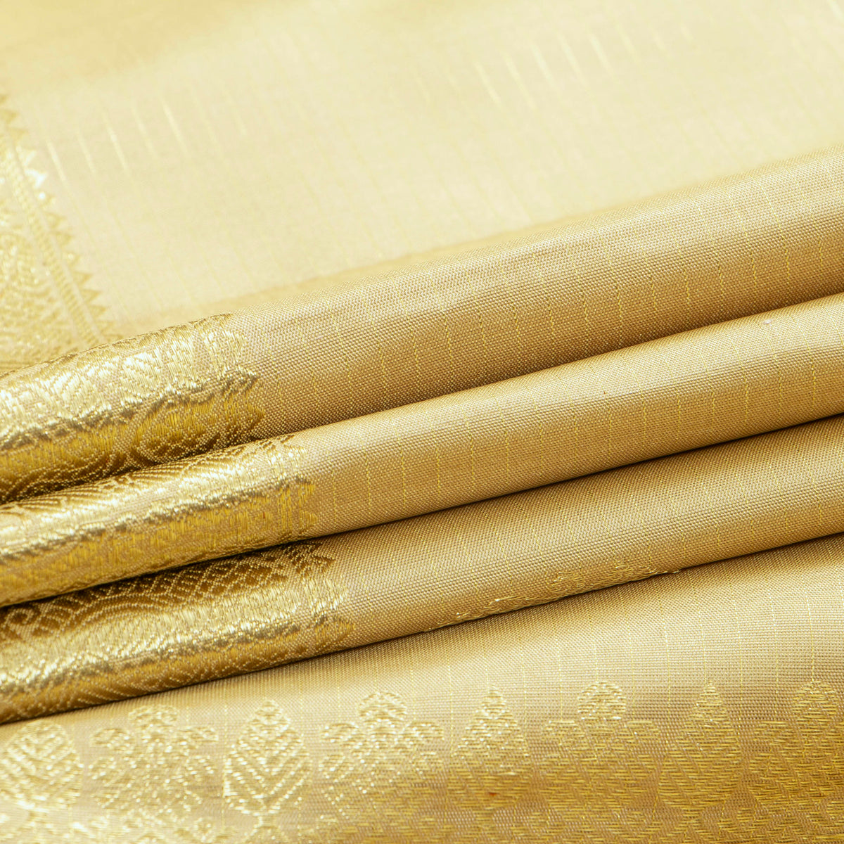 Off White Kanchipuram Silk Saree Vairaoosi For Festive Wear PV NYC 2016