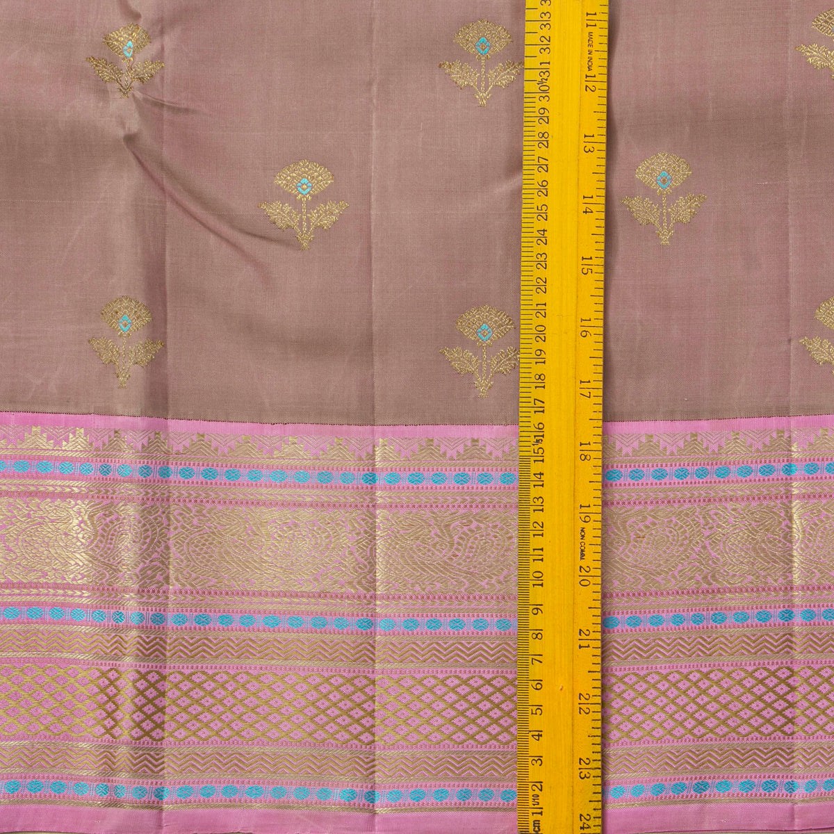 Beige And Pink Kanchipuram Silk Saree For Wedding Wear PV NYC 2030