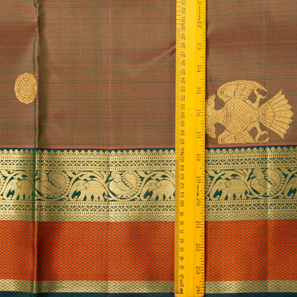 Manthulir Green Kanchipuram Silk Saree For Bridal Wear PV NYC 2041