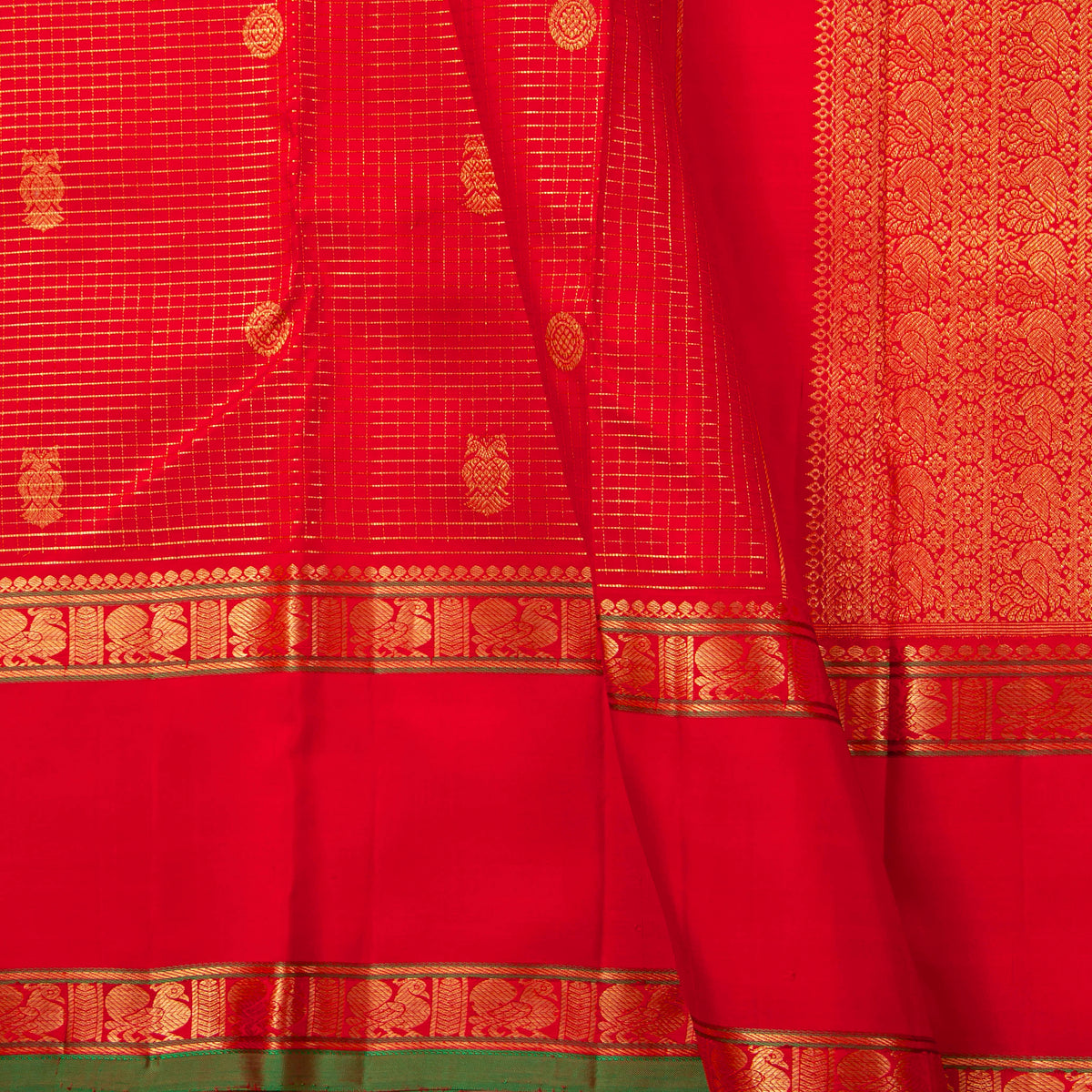 Red Kanchipuram Silk Saree For Bridal Wear PV NYC 2048