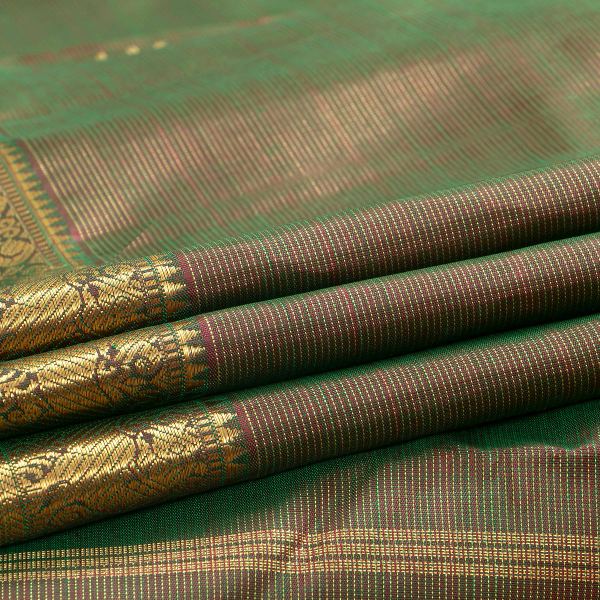 Manthulir Green Kanchipuram Silk Saree For Bridal Wear PV NYC 1972