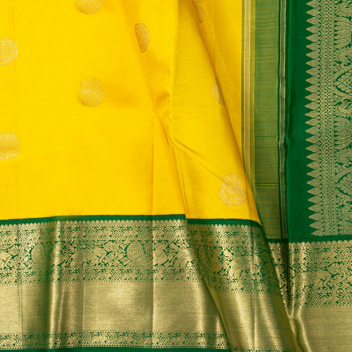 Yellow And Green Kanchipuram Silk Saree For Bridal Wear PV NYC 1939