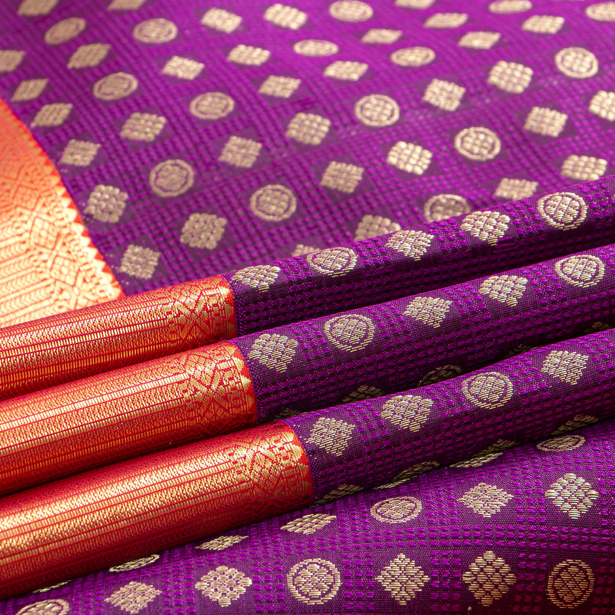 Magenta And Red Kanchipuram Silk Saree For Bridal Wear PV NYC 1949