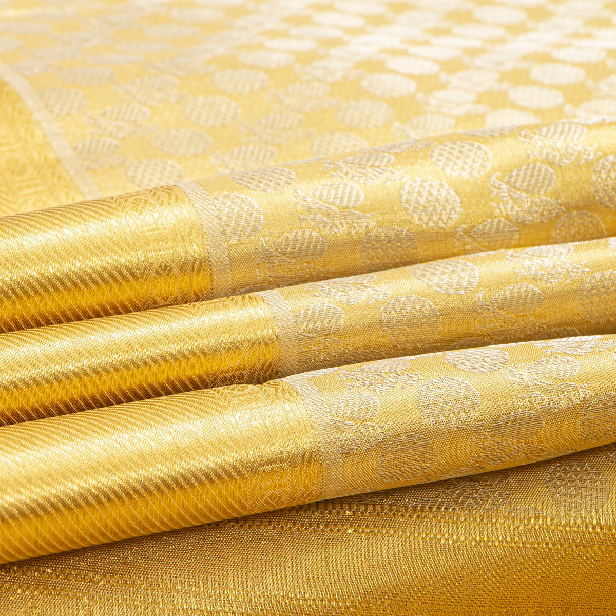 Gold Tissue Kanchipuram Tissue Silk Saree For Bridal Wear PV NYC 1945