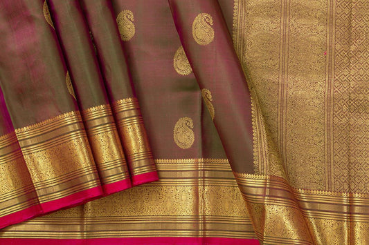 Manthulir Green Thirubhuvanam Silk Saree With Medium Border Handwoven Pure Silk For Wedding Wear PV ABI 49544 - Silk Sari - Panjavarnam