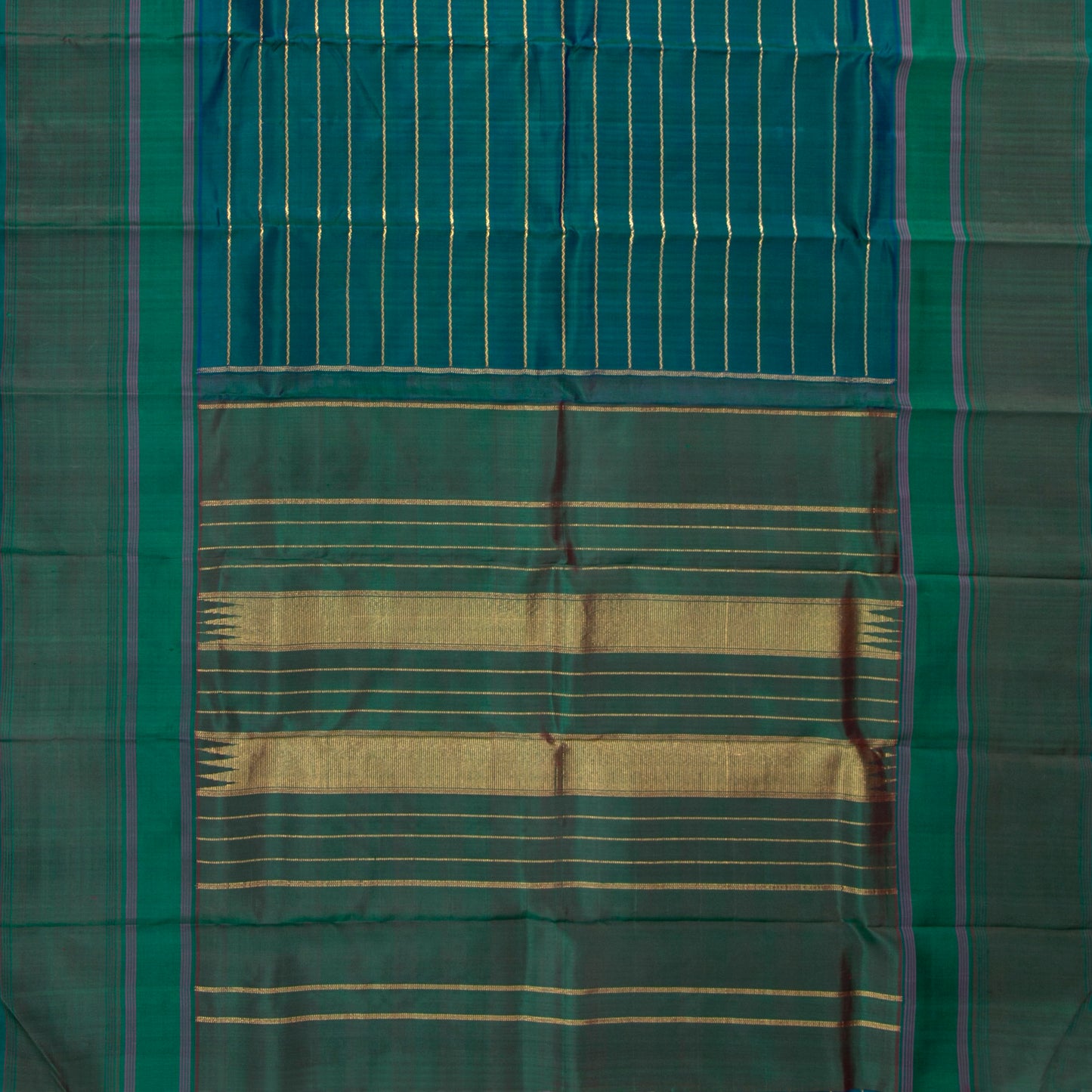 Green Dual Shade Kanchipuram Silk Saree With Veldhari Stripes For Festive Wear PV ABI 50981