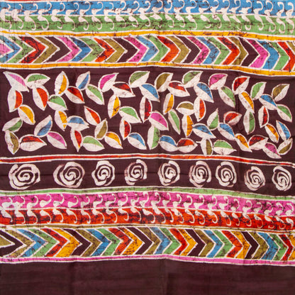 Off White Lightweight Batik Silk Saree WIth Multicolour Chevron Designs For Office Wear PB 339