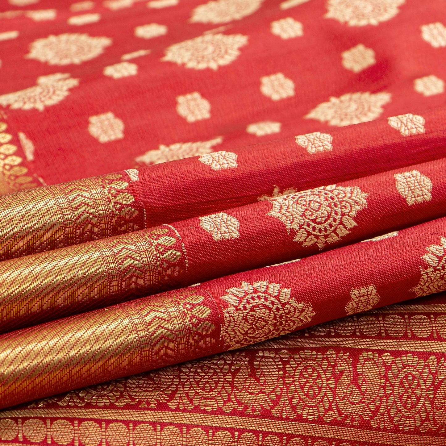 Red Kanchipuram Silk Saree For Wedding Wear PV NYC 1843