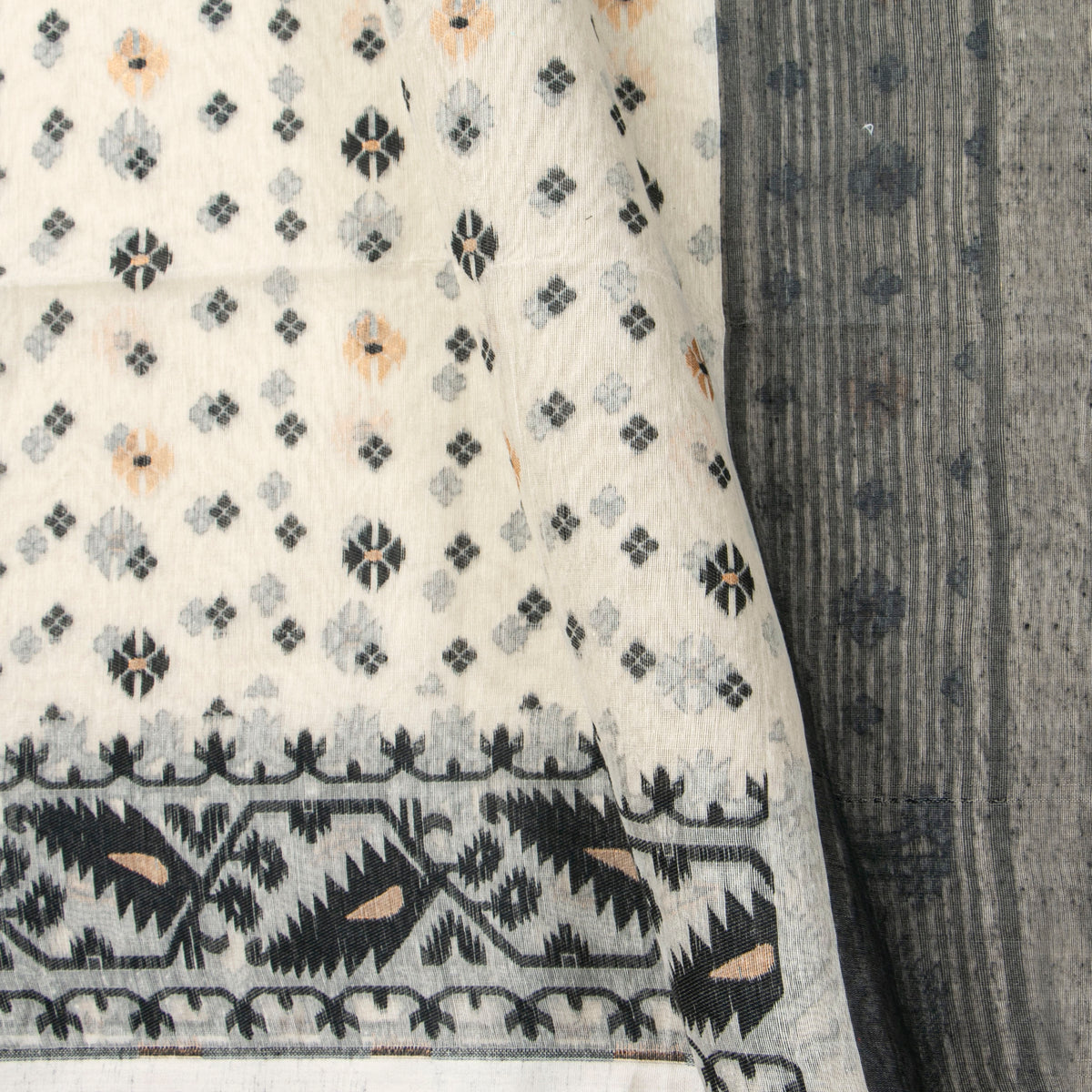 White And Black Dhakai Jamdani Muslin Silk Saree For Party Wear PV MJ 177