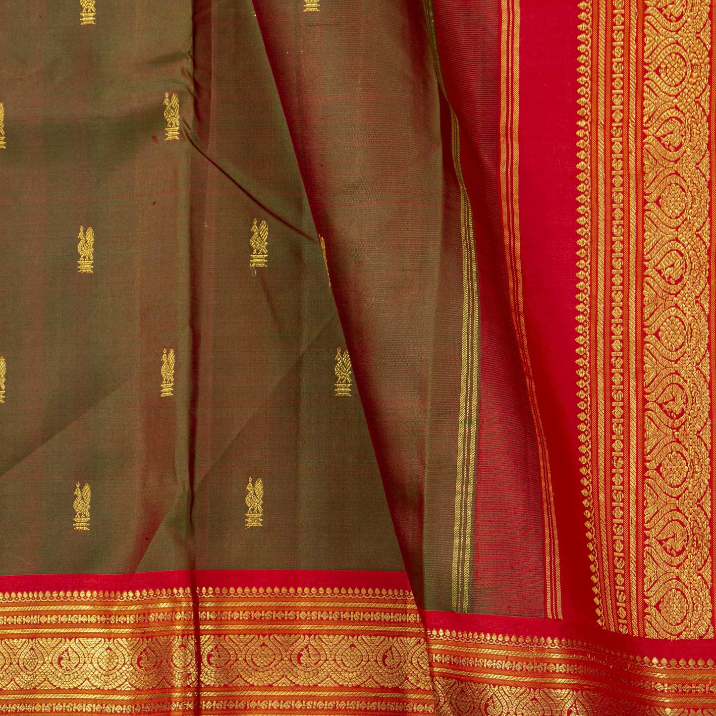 Maanthulir Green And Red Kanchipuram Silk Saree For Festive Wear PV NYC 1778