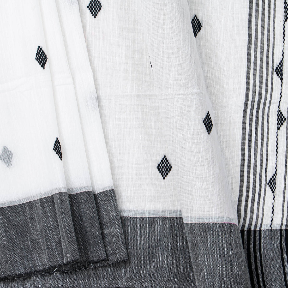 White And Black Dhakai Jamdhani Muslin Silk Saree With Tissue Zari PV MJ 171