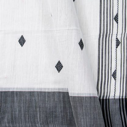 White And Black Dhakai Jamdhani Muslin Silk Saree With Tissue Zari PV MJ 171