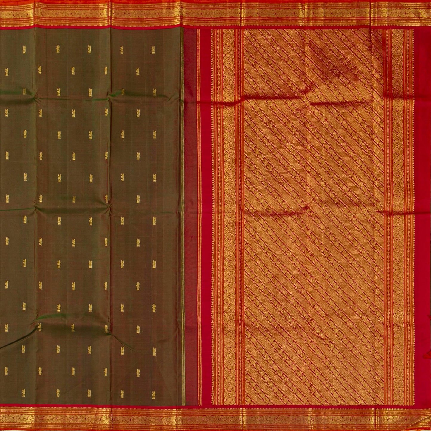 Maanthulir Green And Red Kanchipuram Silk Saree For Festive Wear PV NYC 1778