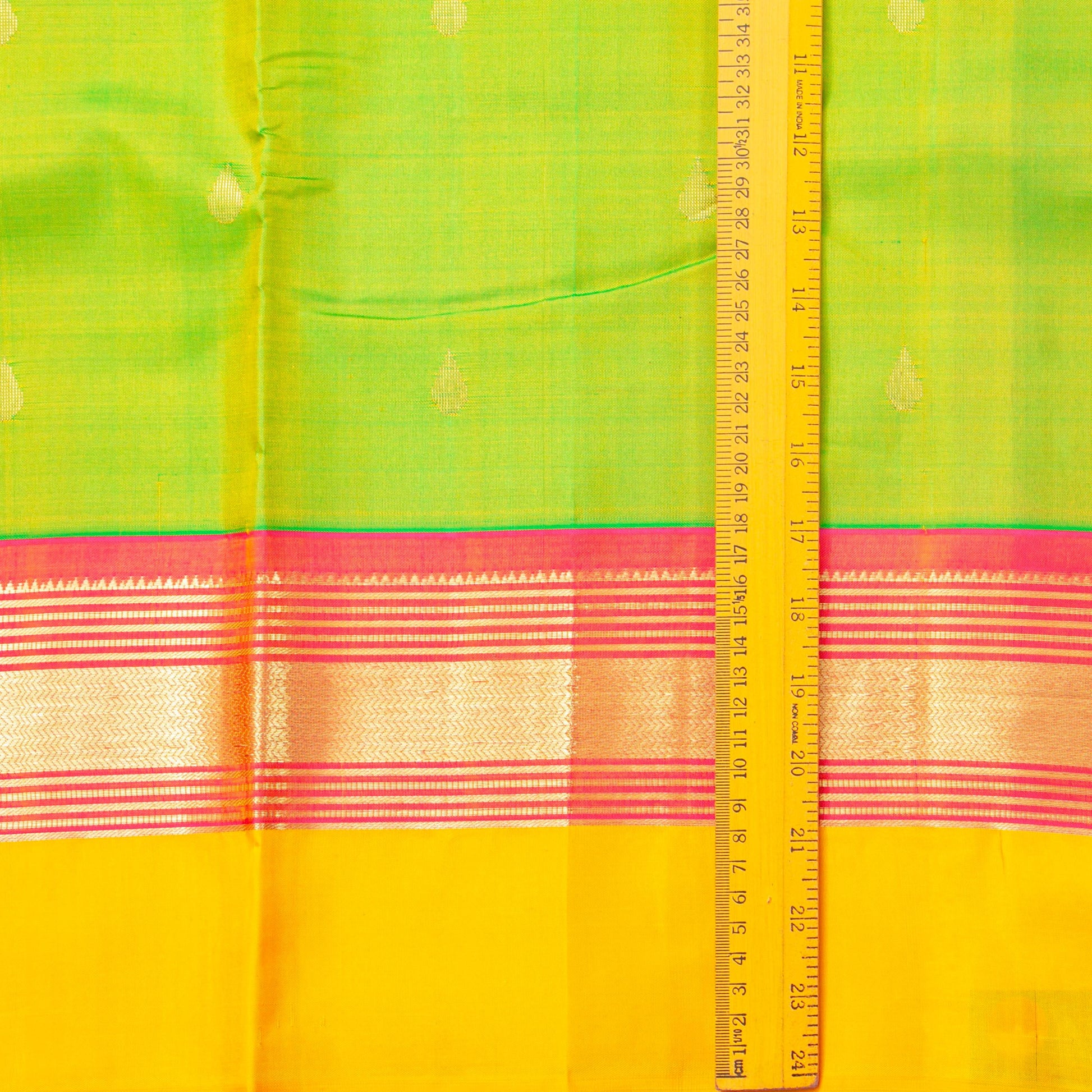 Green And Peach Kanchipuram Silk Saree For Festive Wear PV NYC 1936 - Silk Sari - Panjavarnam PV NYC 1936