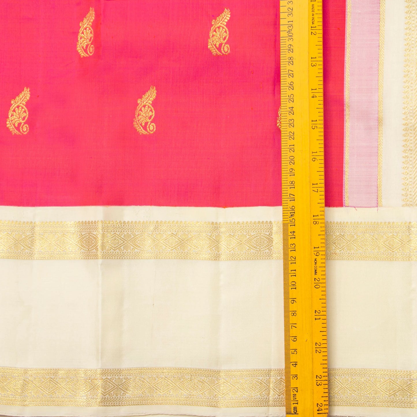 Pink And Off White Kanchipuram Silk Saree For Festive Wear PV NYC 1903 - Silk Sari - Panjavarnam PV NYC 1903