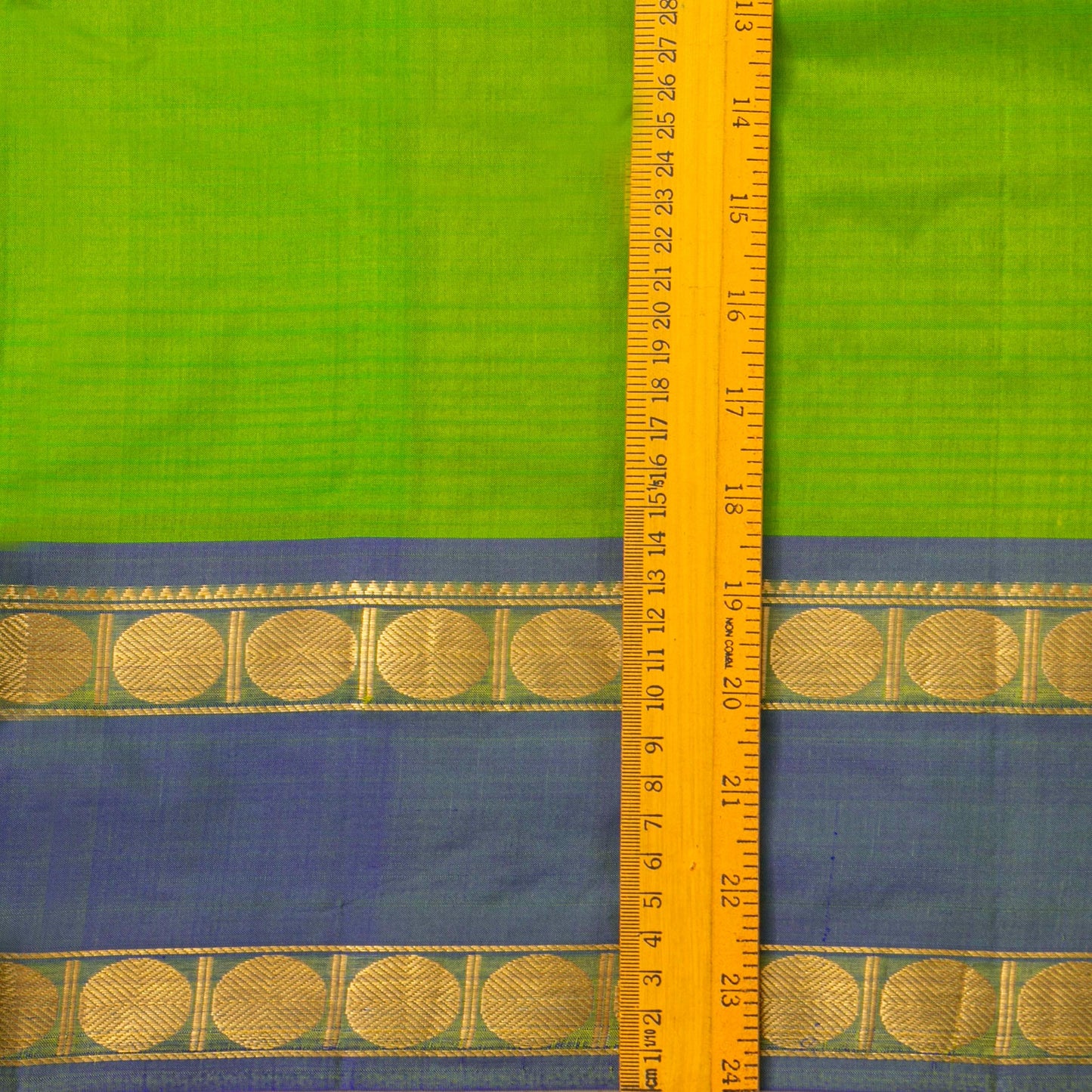Green And Blue Kanchipuram Silk Saree For Festive Wear PV NYC 1858 - Silk Sari - Panjavarnam PV NYC 1858