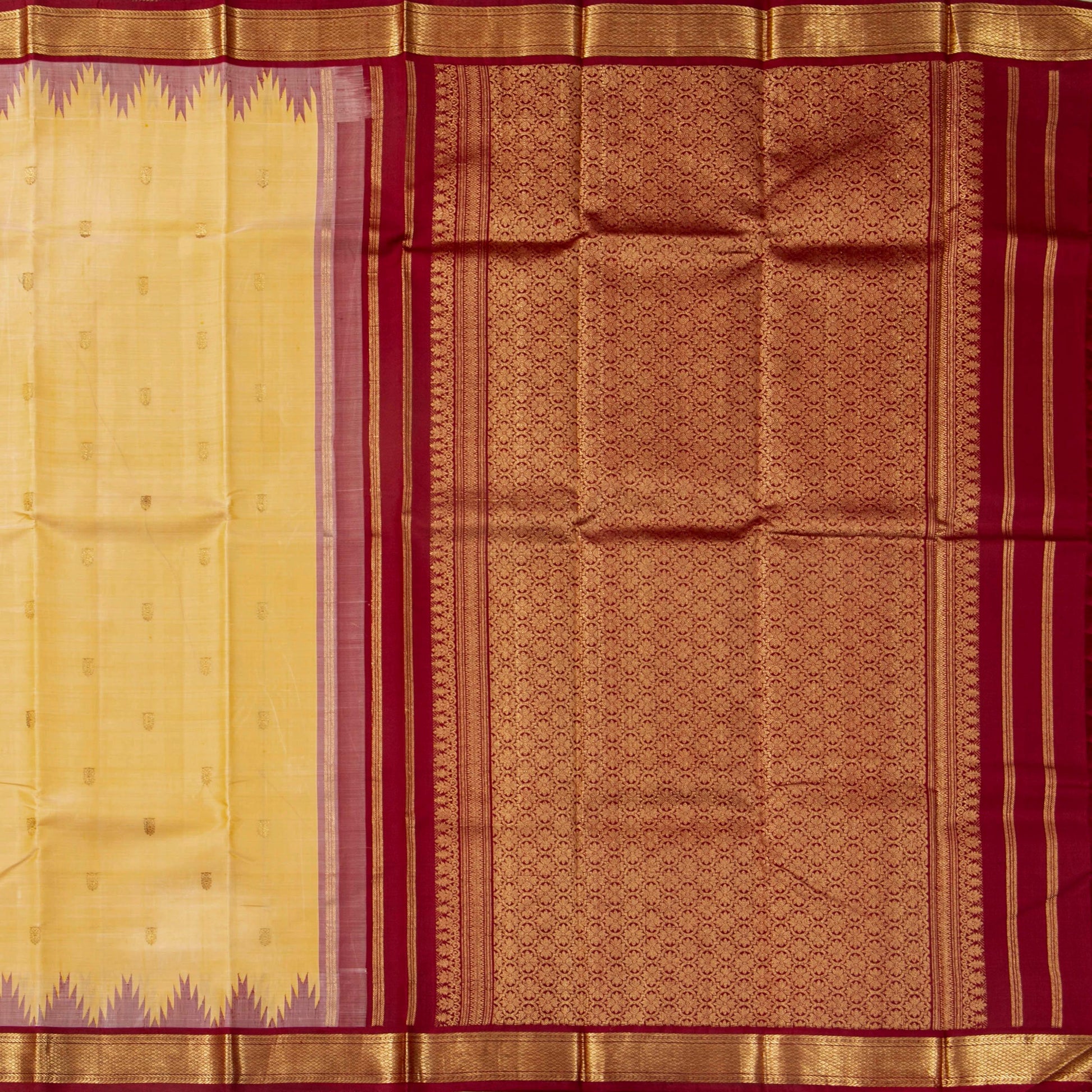 Off White And Maroon Kanchipuram Silk Saree For Festive Wear PV NYC 1913 - Silk Sari - Panjavarnam PV NYC 1913