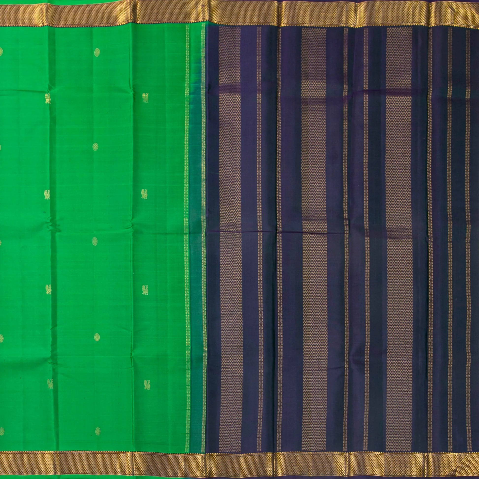 Green And Navy Blue Kanchipuram Silk Saree For Festive Wear PV NYC 1773 - Silk Sari - Panjavarnam PV NYC 1773
