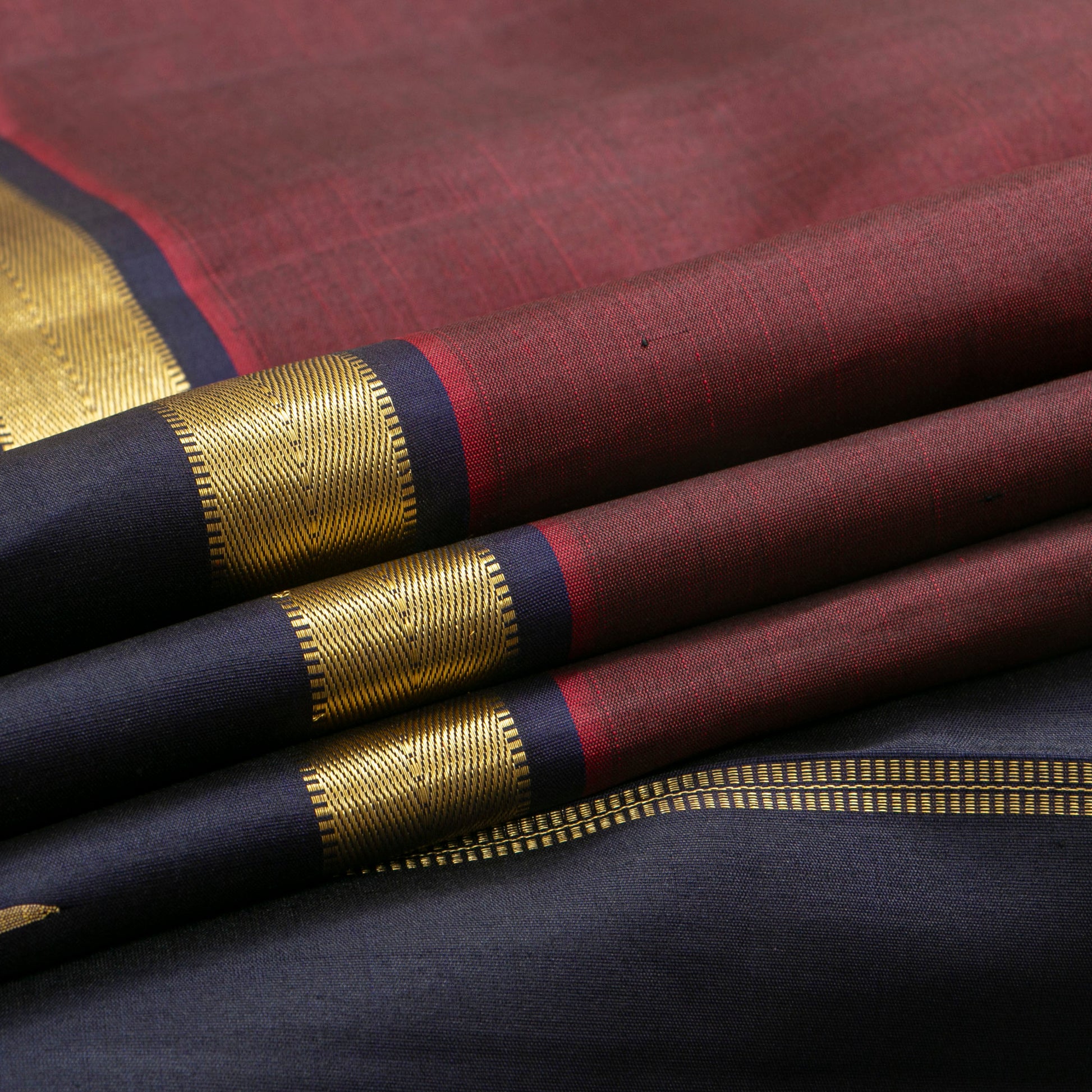 Maroon And Blue Kanchipuram Silk Saree For Festive Wear PV NYC 1866 - Silk Sari - Panjavarnam PV NYC 1866