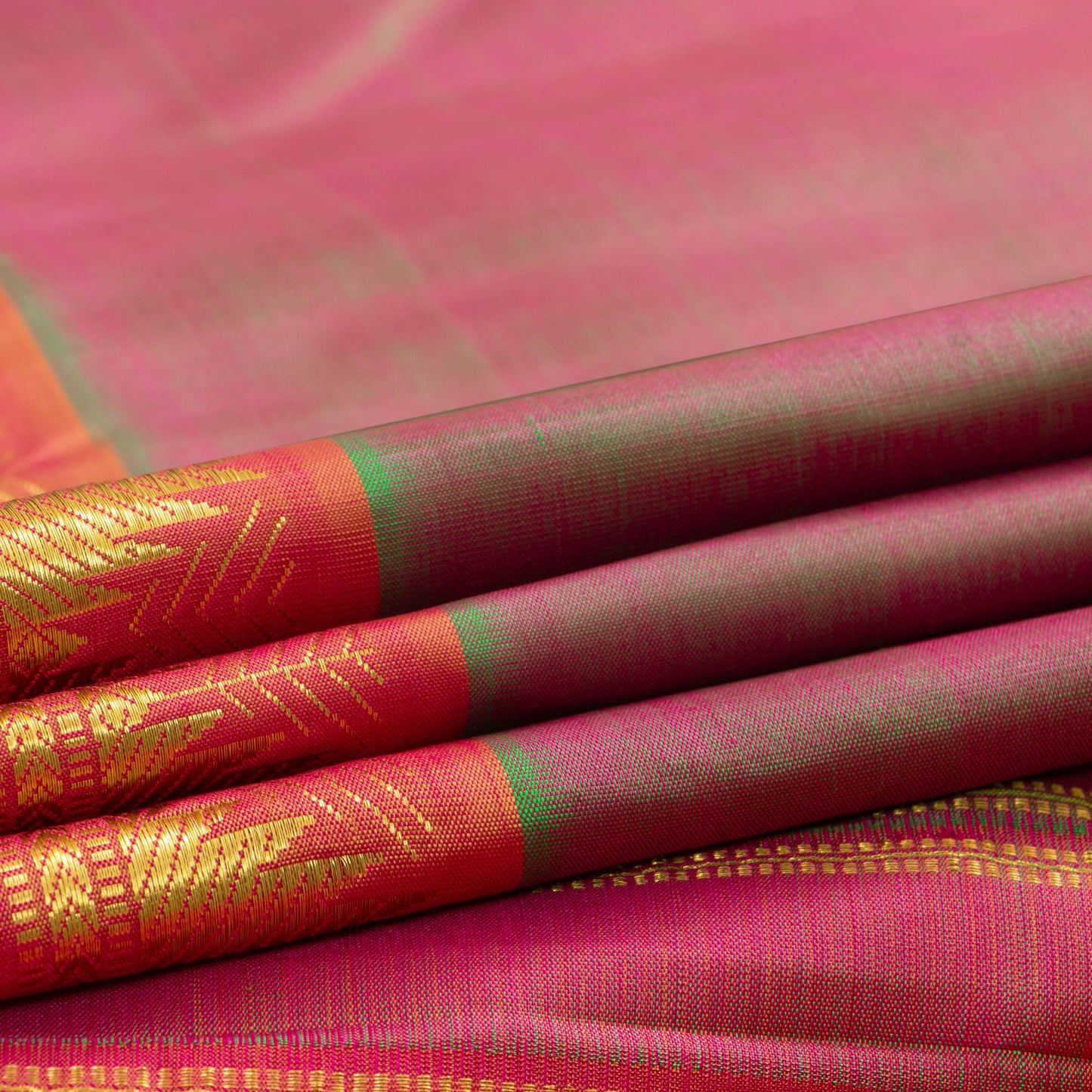 Manthulir Green Kanjivaram Silk Saree With Medium Border Handwoven Pure Silk For Festive Wear PV ABI 2242