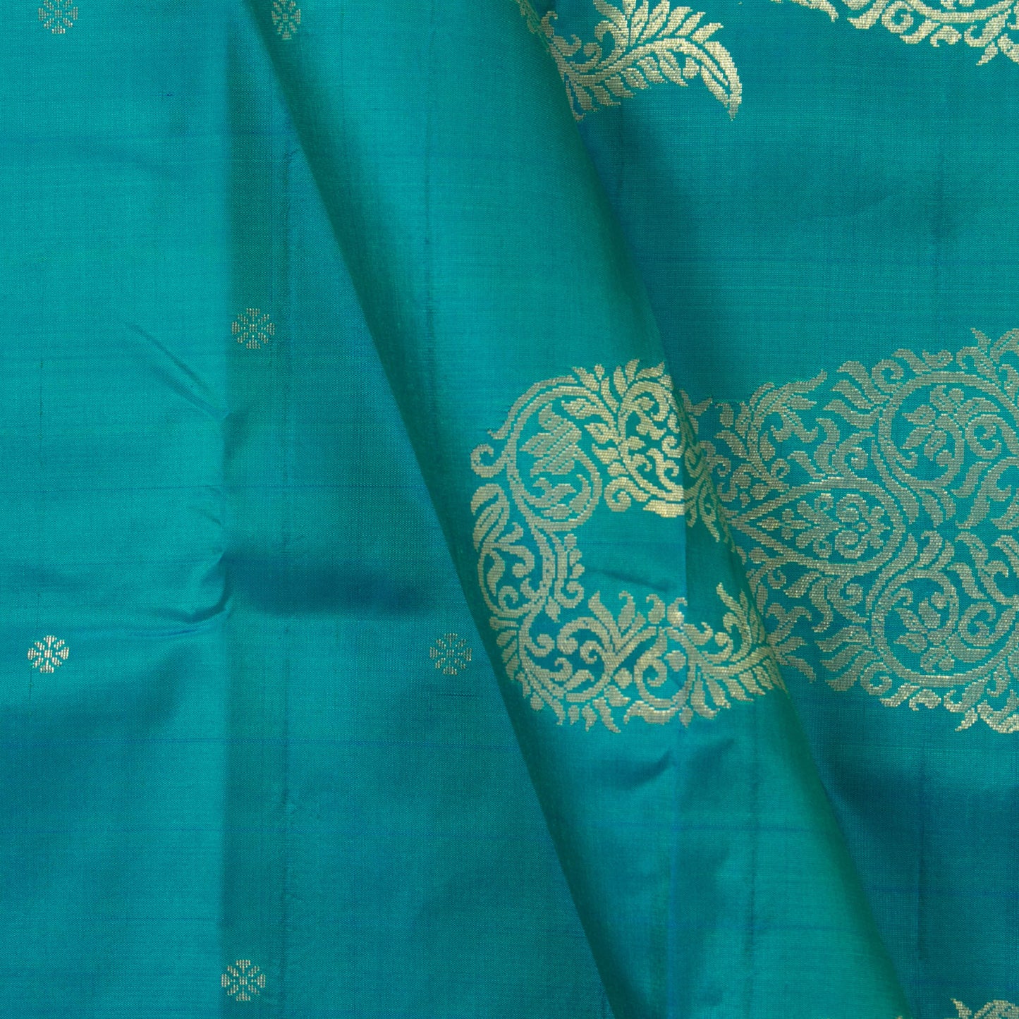 Blue Kanjivaram Silk Saree With Small Border Handwoven Pure Silk For Festive Wear PV ABI 2255