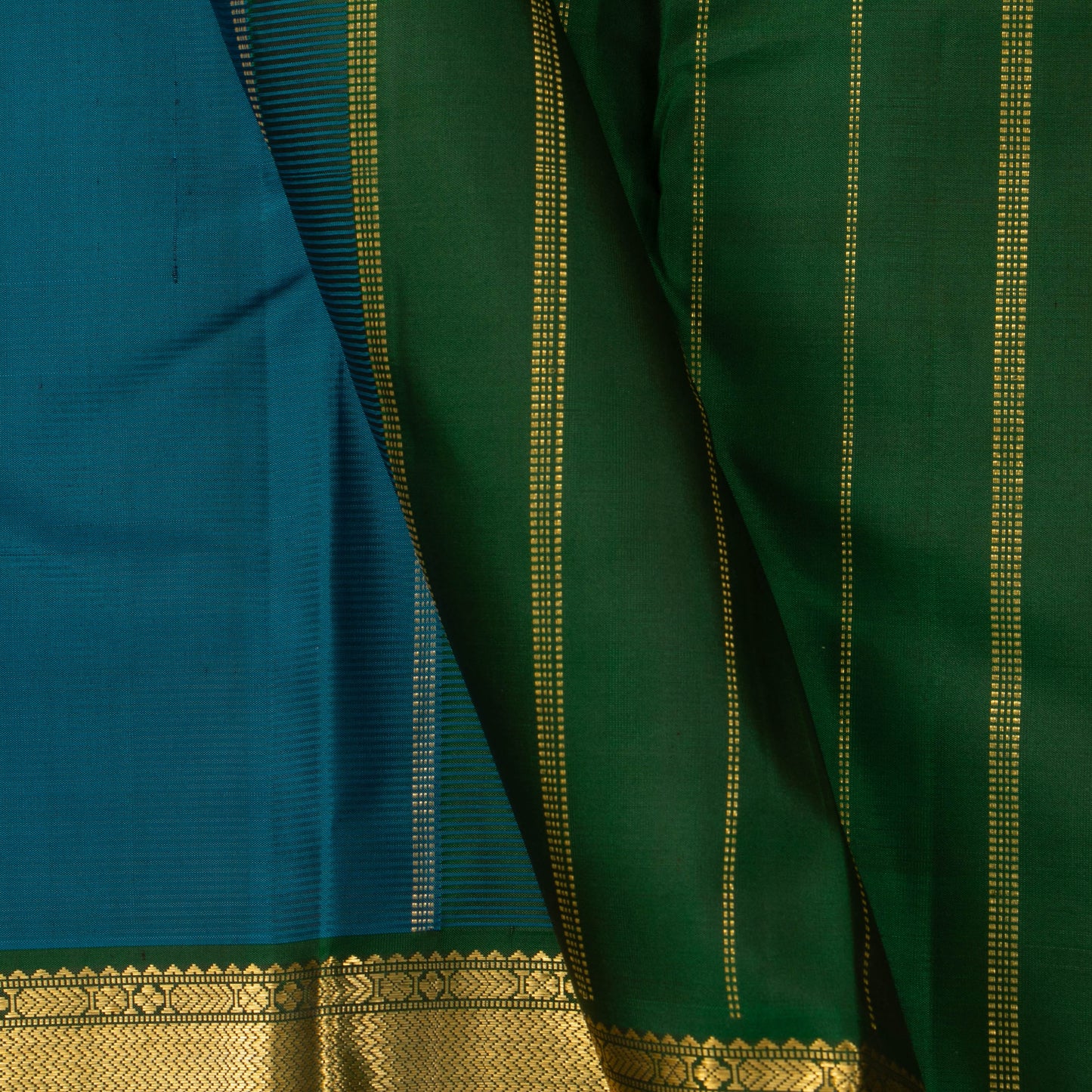 Mayilkazhuthu Blue And Green Kanjivaram Silk Saree With Small Border Handwoven Pure Silk For Festive Wear PV J 3088