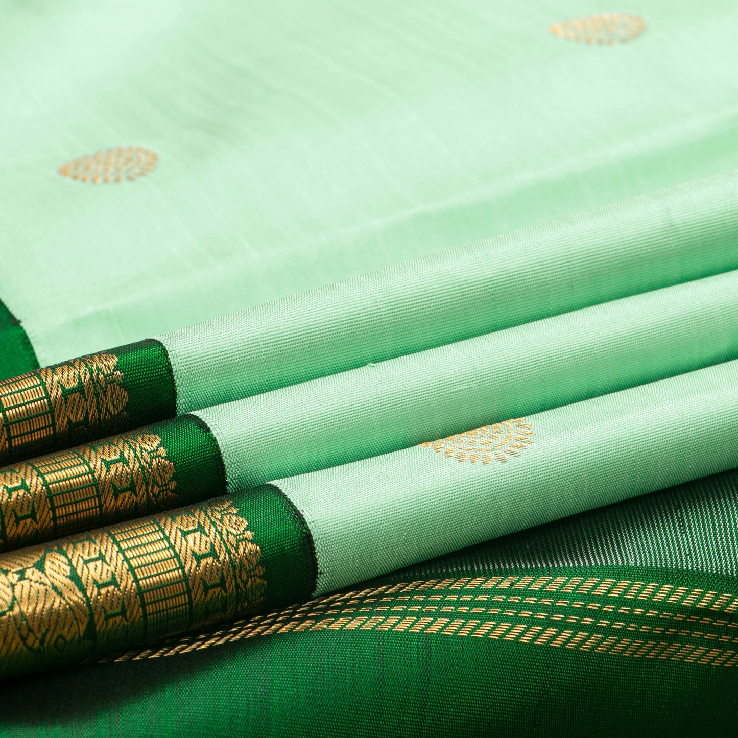 Green Kanchipuram Silk Saree With Korvai Contrast Borders For Wedding Wear PV VRS 2062