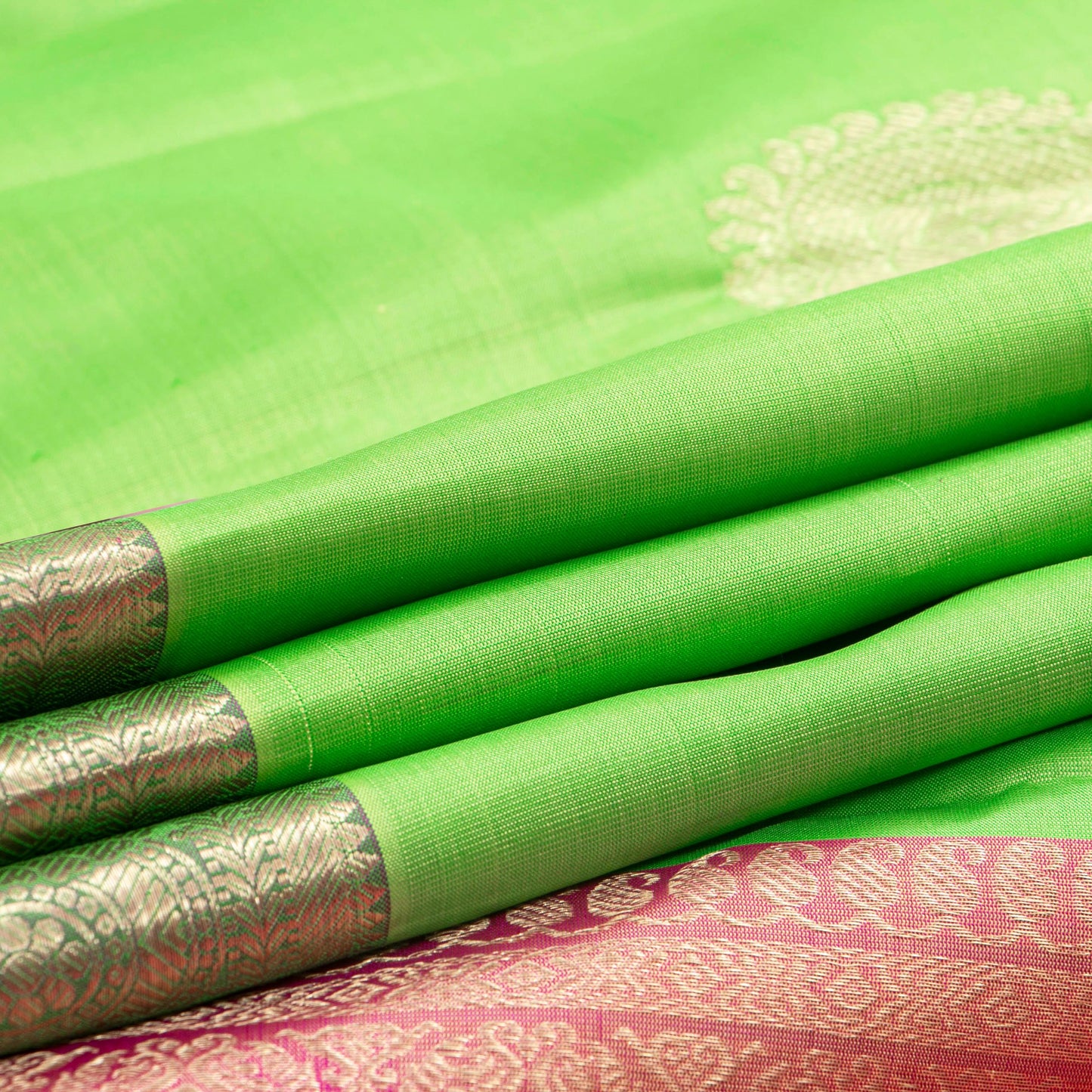 Green And Pink Kanchipuram Silk Saree For Festive Wear PV NYC 1864 - Silk Sari - Panjavarnam PV NYC 1864