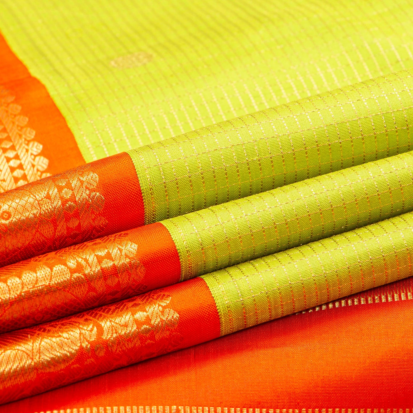 Green And Red Kanchipuram Silk Saree Vaira Oosi For Wedding Wear PV NYC 1798